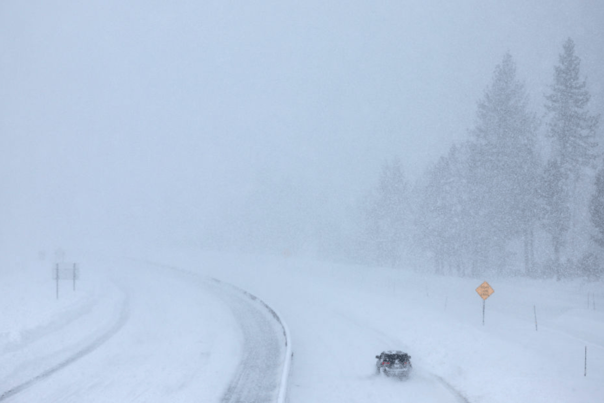State Issued Winter Weather Alert as 5 Inches of Snow To Hit - Newsweek