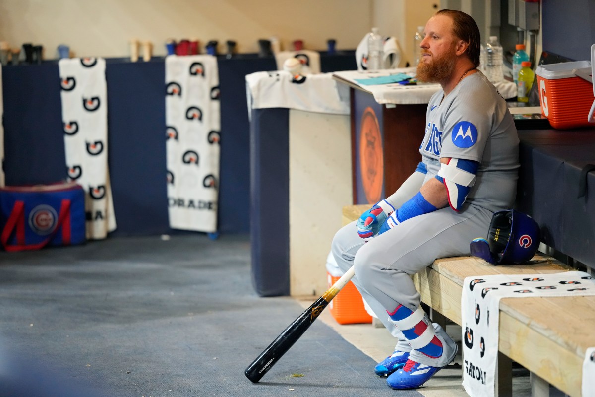 Cubs Decline Option on Two-Time All-Star Justin Turner, Sends Him to Free Agency