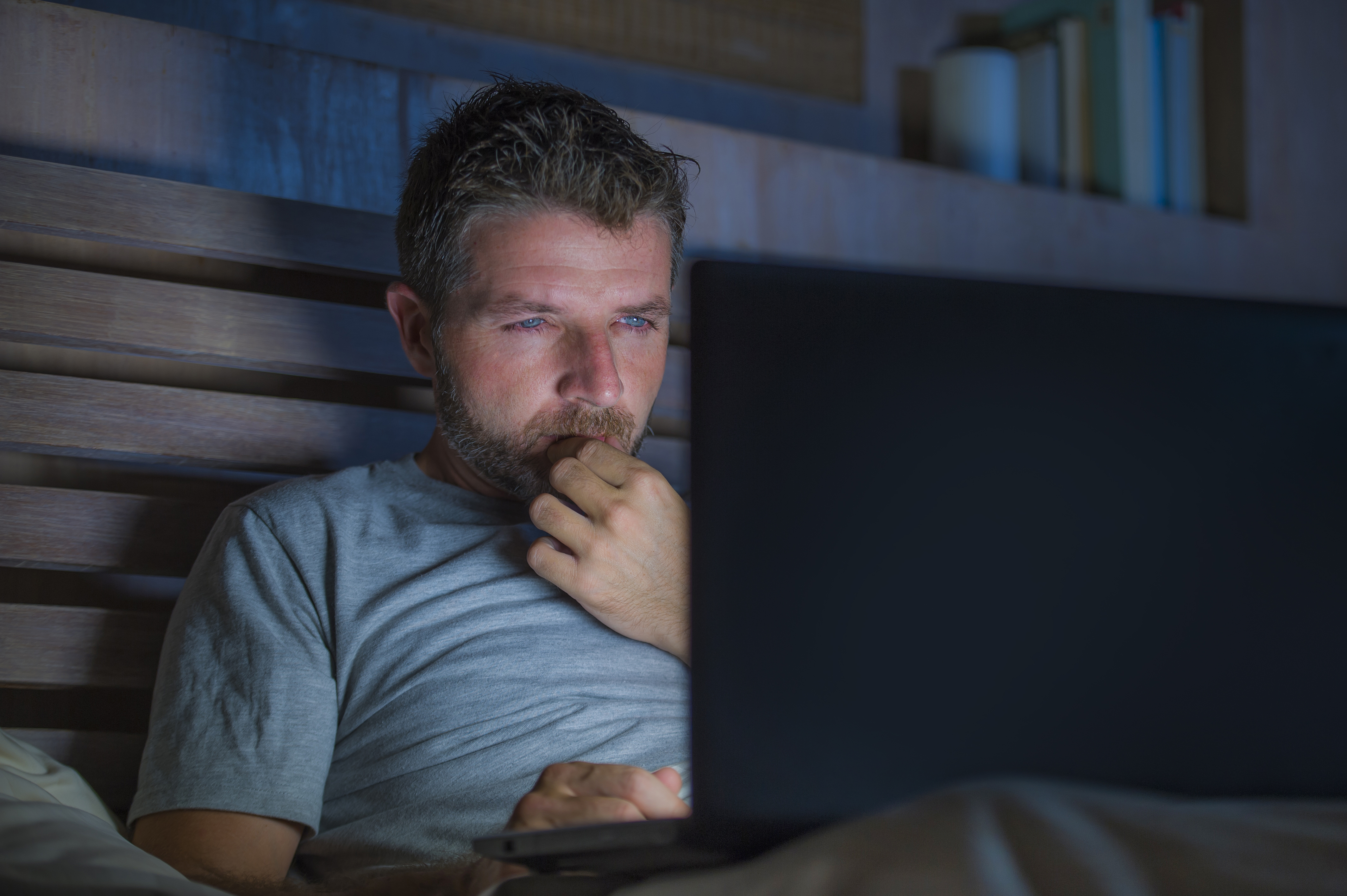 Psychologists Reveal Three Signs That Your Porn Use is Problematic