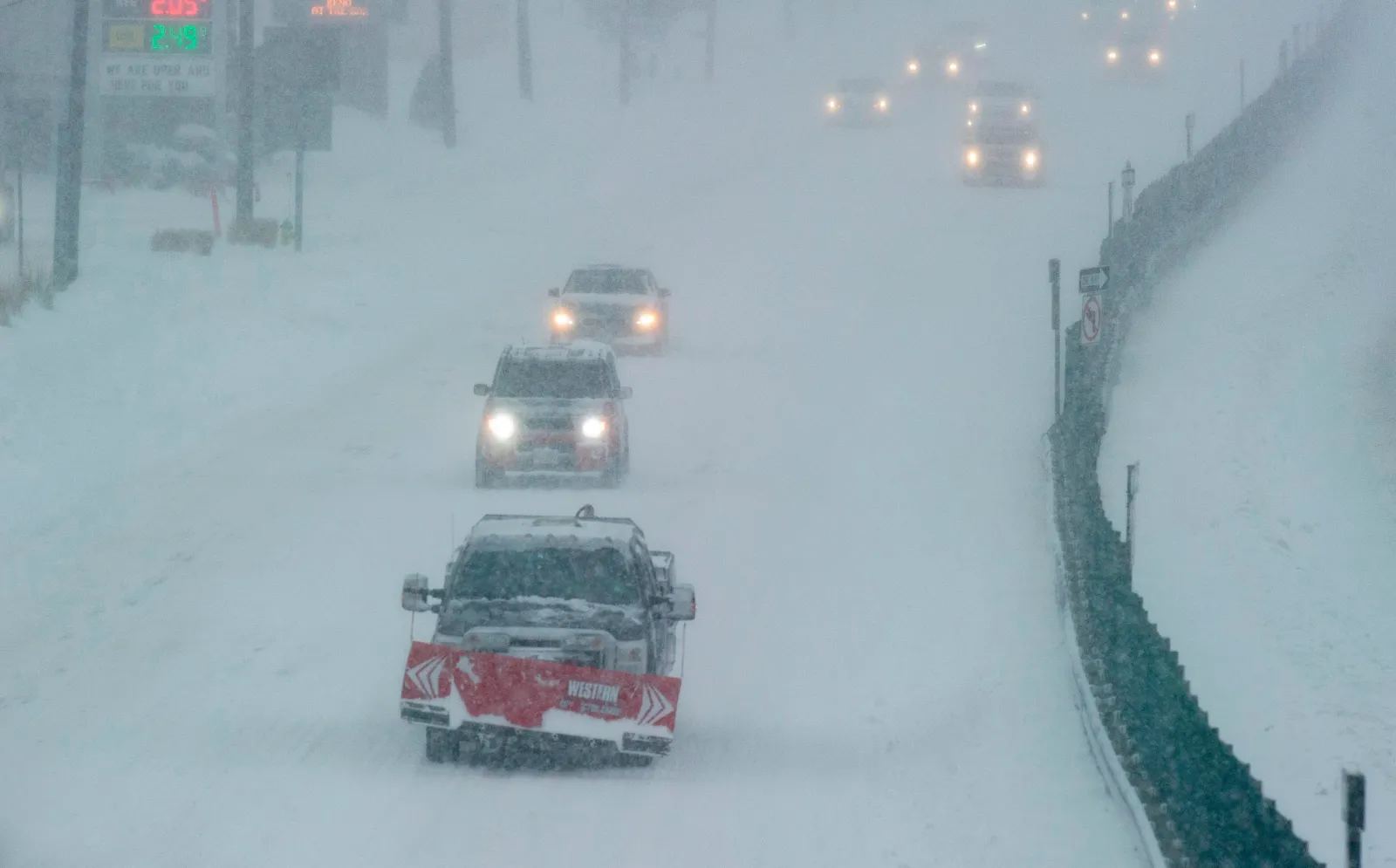 Winter Storm Warning as 18 Inches of Snow to Hit - Newsweek