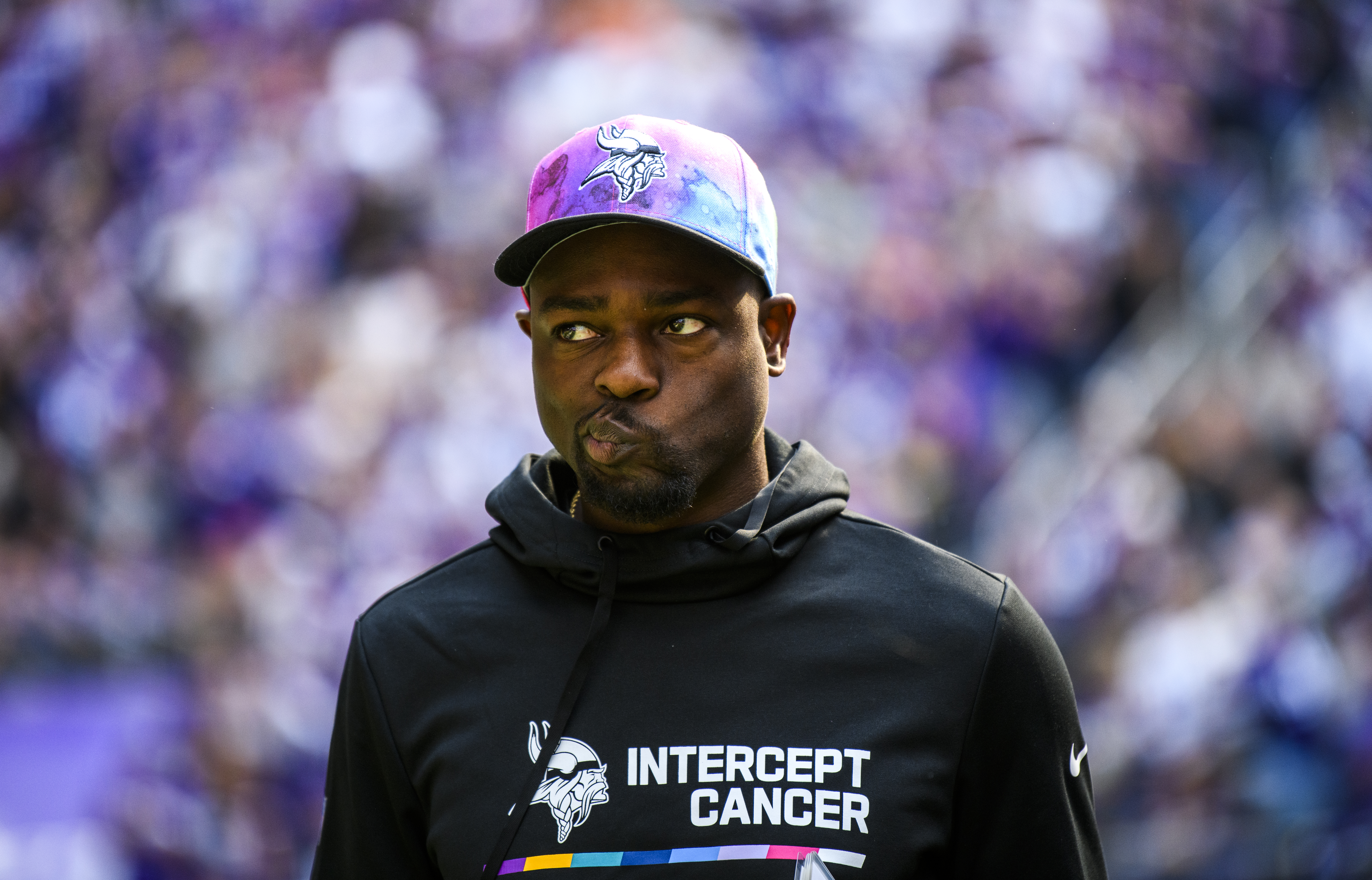 Vikings' Coach Calls Out 'Greedy' Players for Week 11 Loss