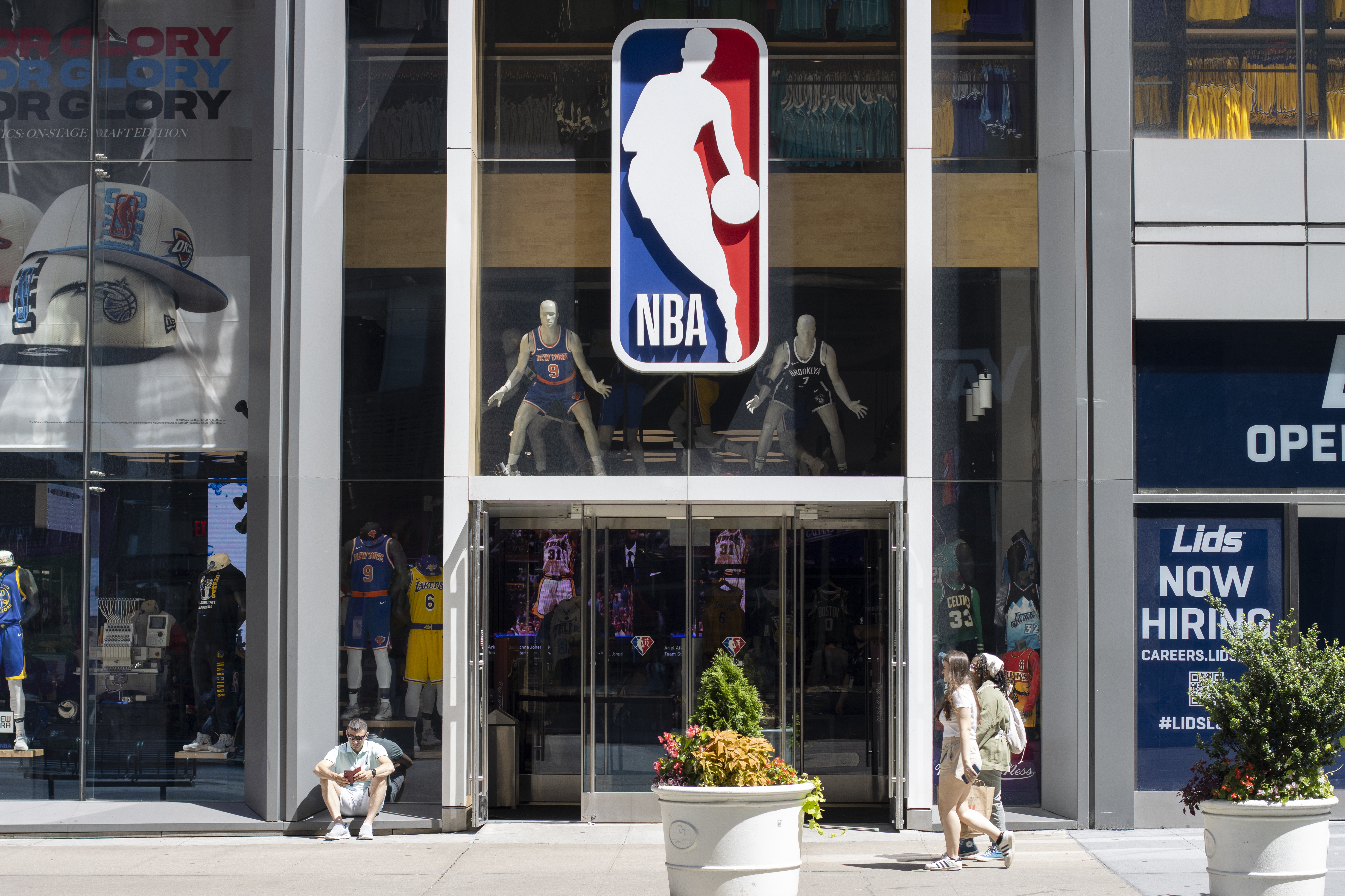 NBA Expands Illegal Gambling Investigation: What To Know