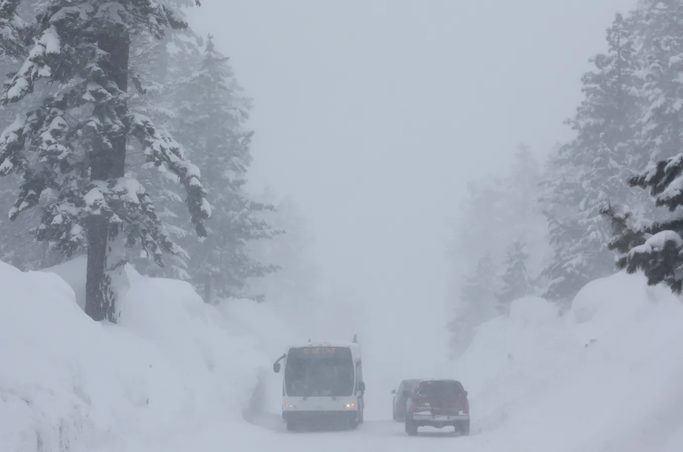 Winter Storm Warning As 20 Inches of Snow To Strike - Newsweek