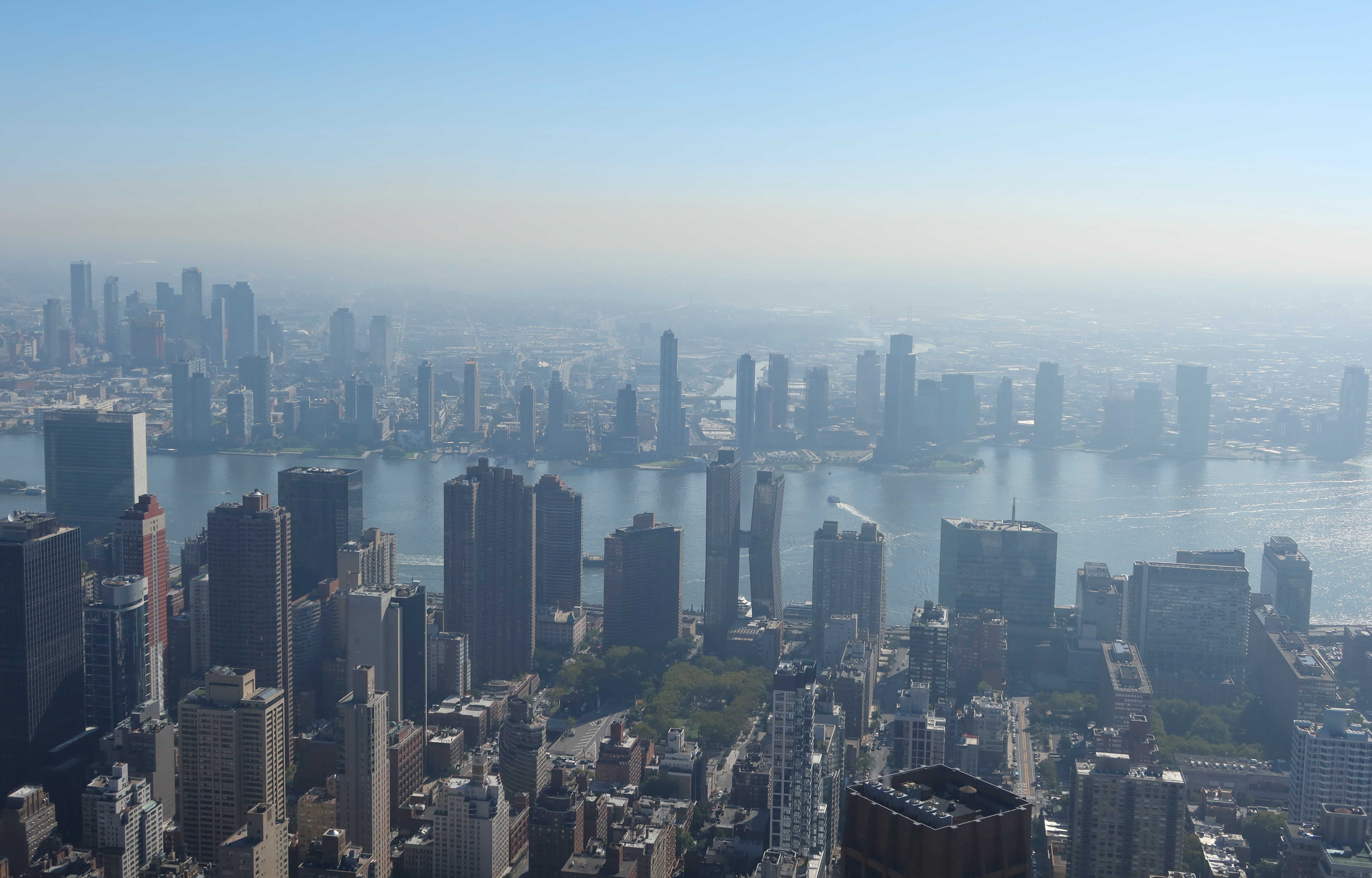 Thousands of Americans Advised to Remain Inside in Georgia, South Carolina