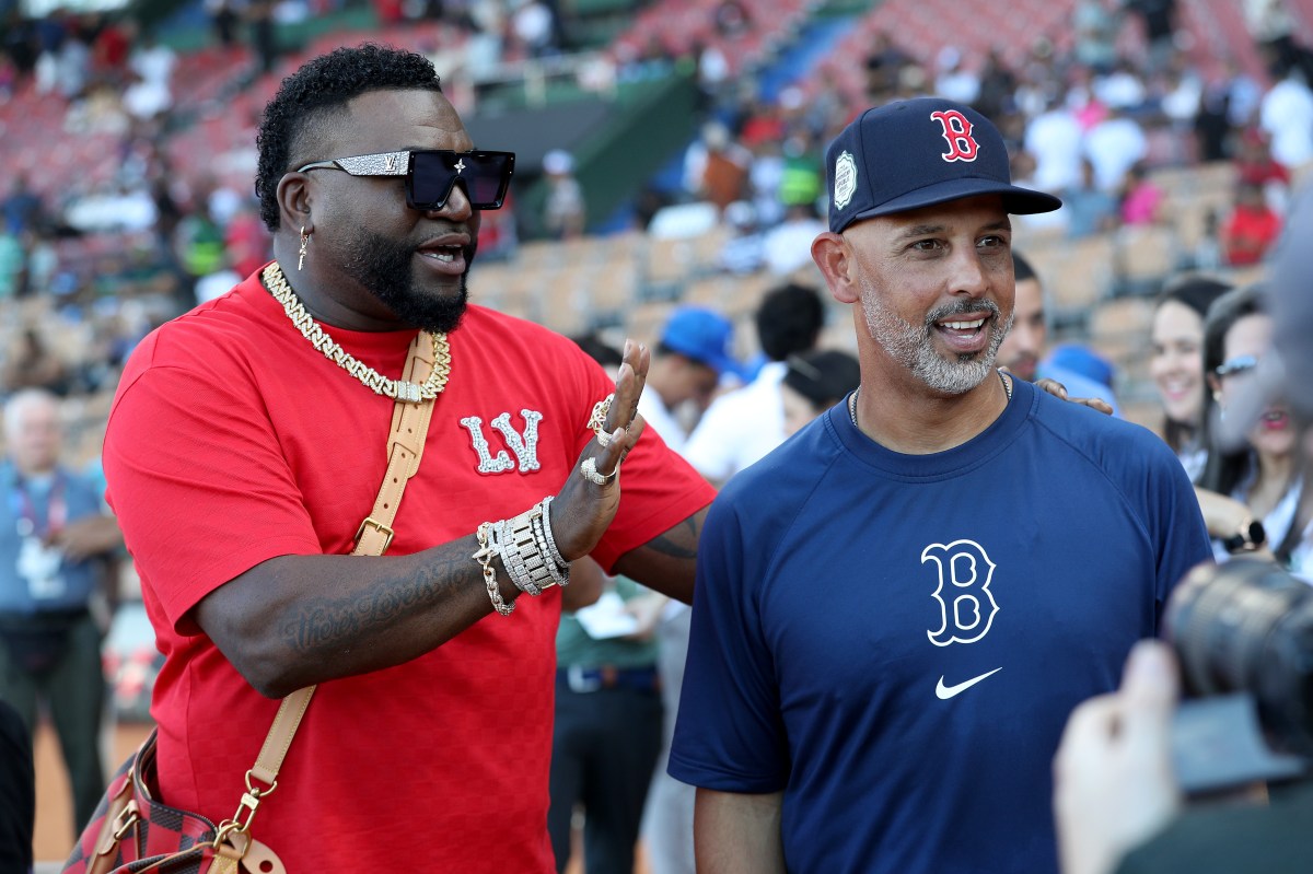David Ortiz's Call to Alex Bregman: A Legacy at Stake