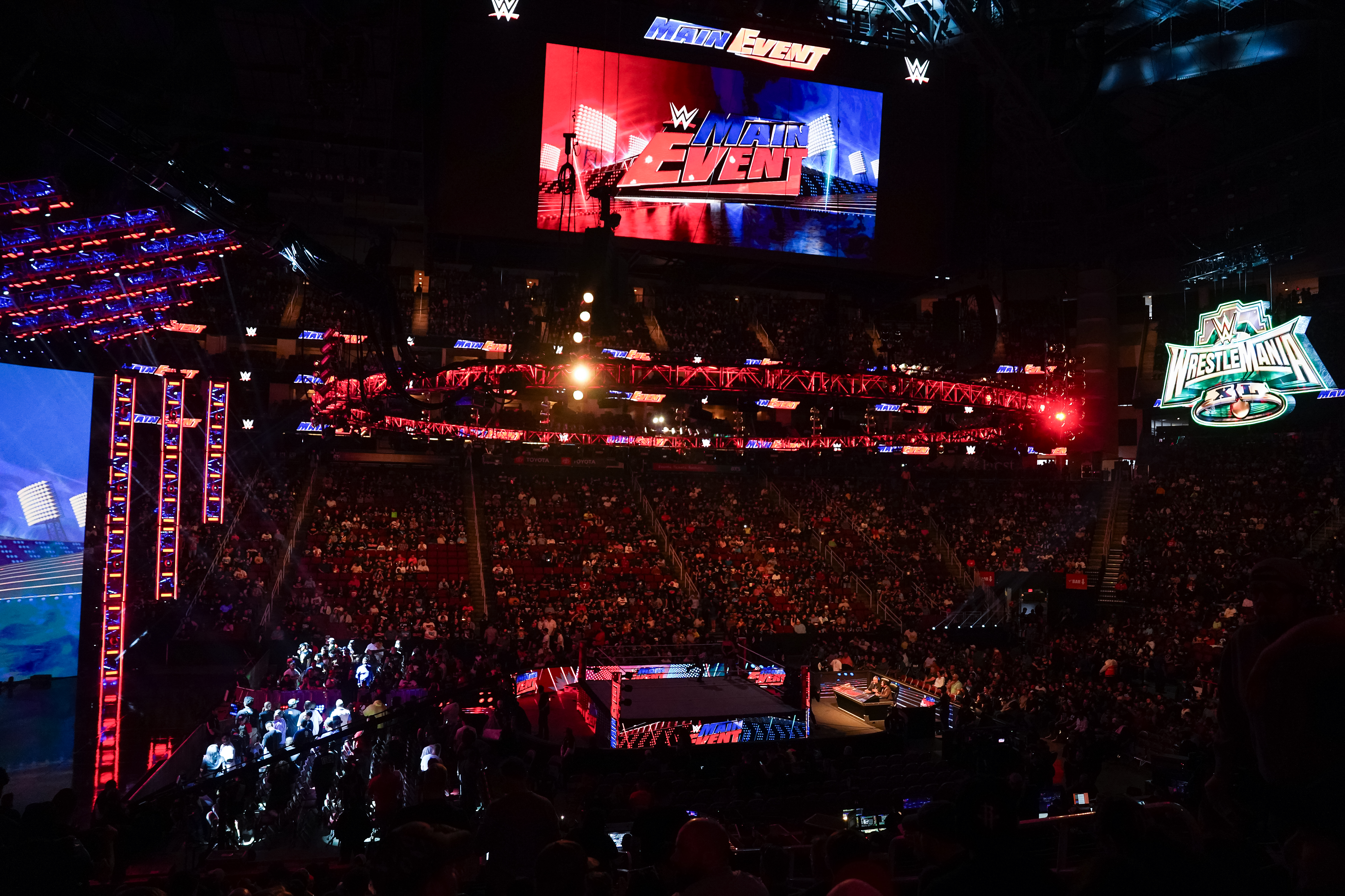 WWE Star Makes Surprise SmackDown Appearance to Form New Team