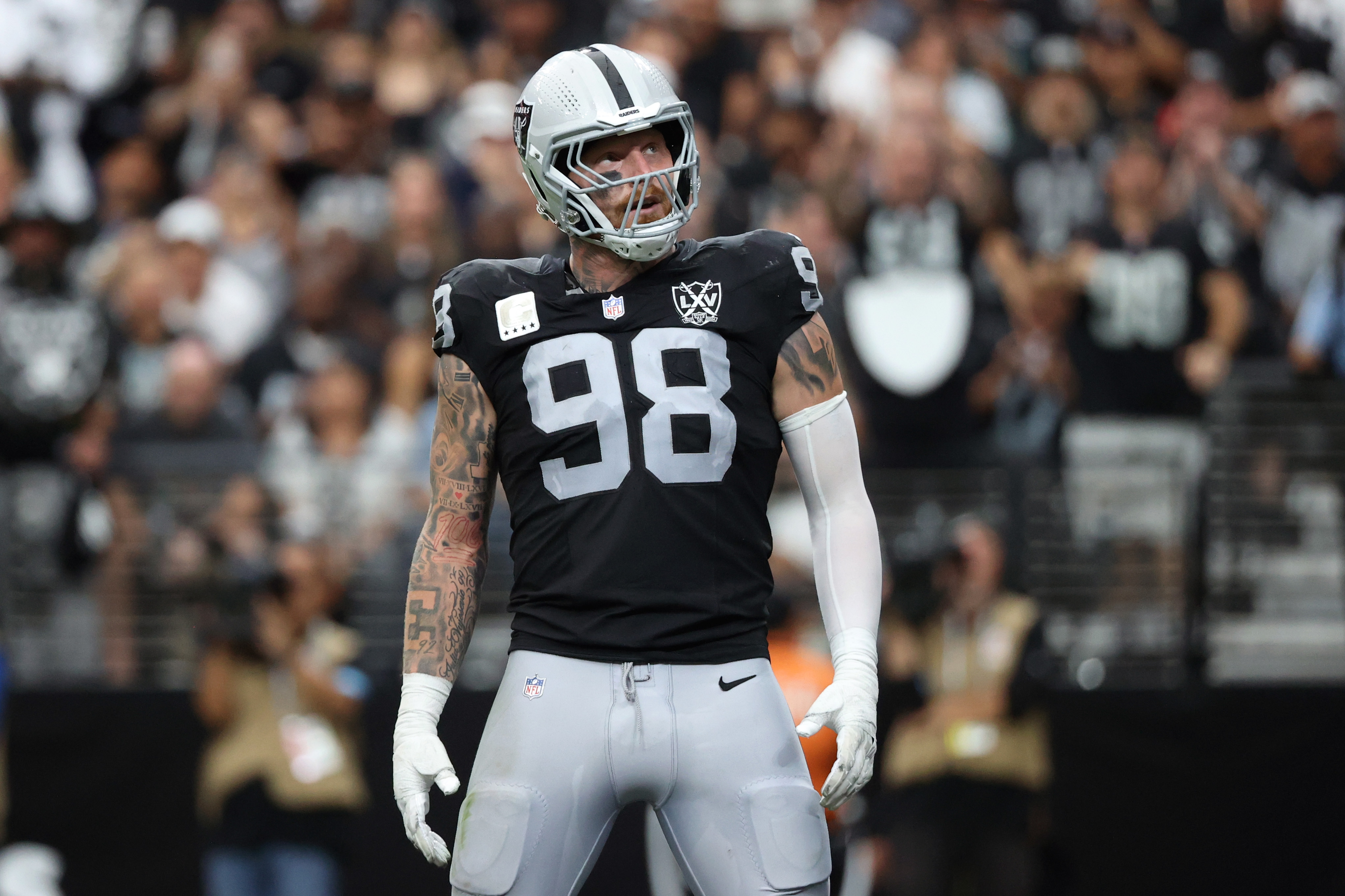 Raiders' Maxx Crosby Fires Back at 'Uneducated' Broncos Legend