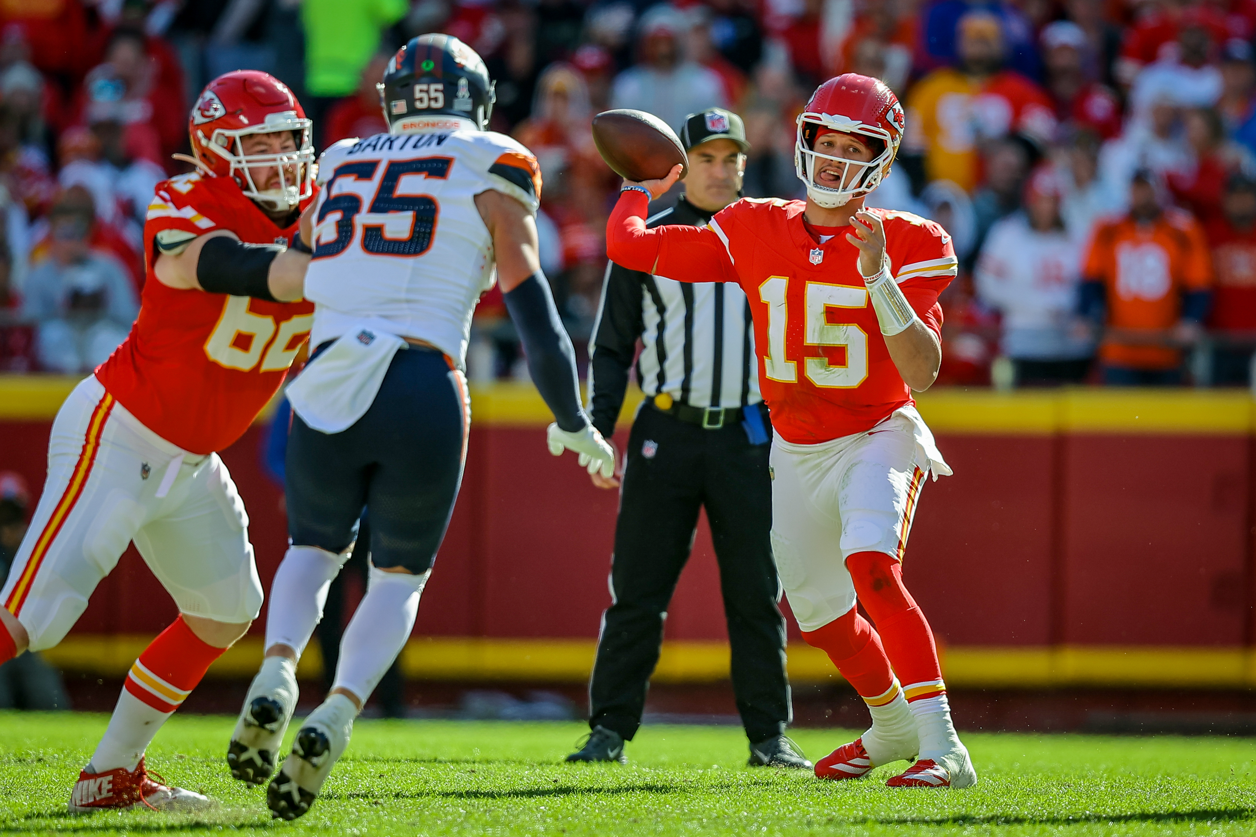 Broncos DC Has Bold Words on Patrick Mahomes Ahead of Chiefs Matchup