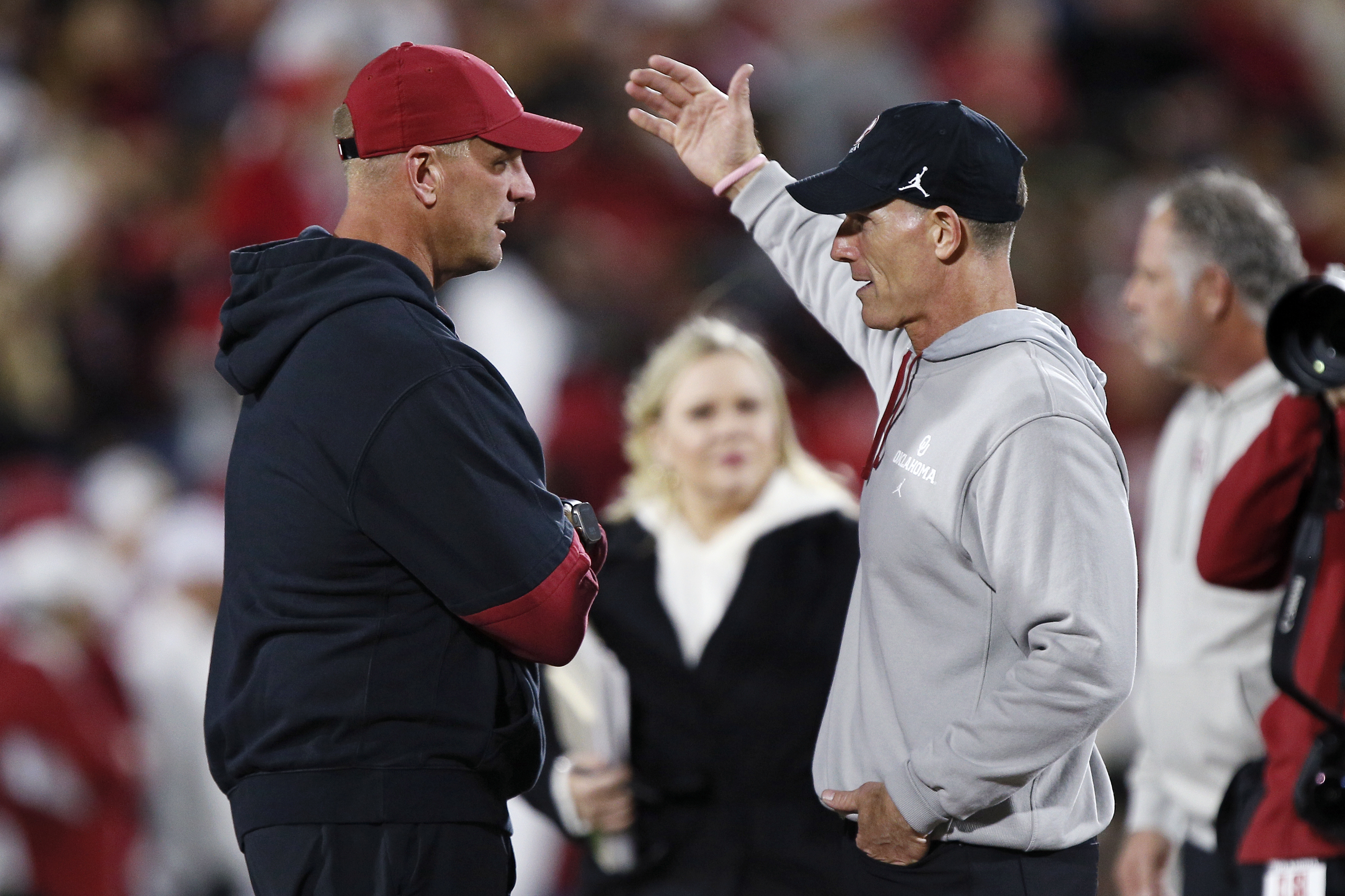 Alabama Sent Oklahoma HC Brent Venables Serious Warning About Sign Stealing