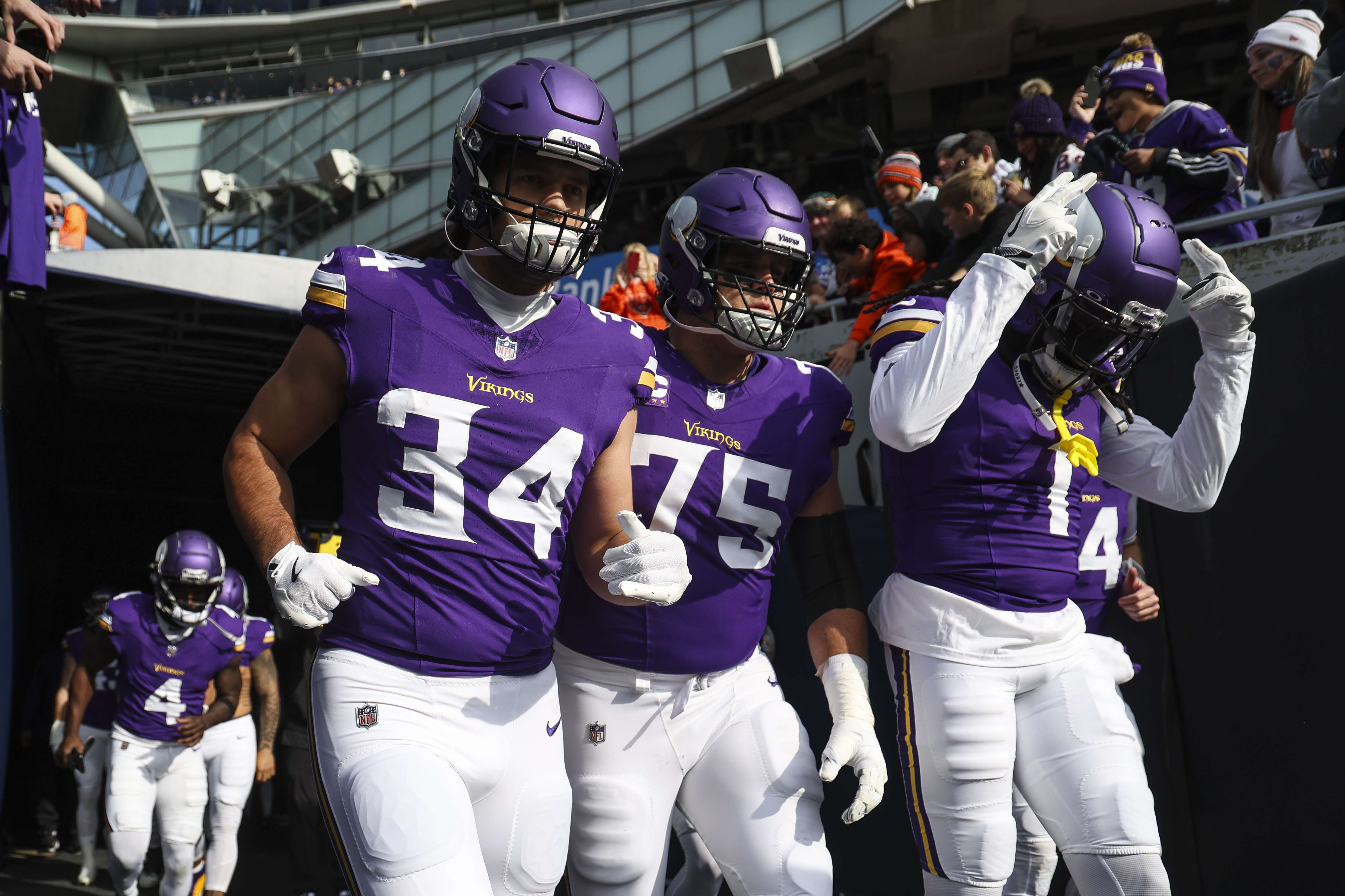 Rams Sign Former Super Bowl Champion Tight End Amid Winning Streak