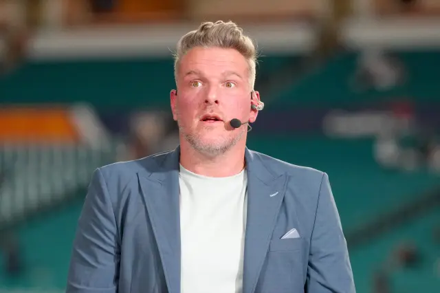 espn star pat mcafee at capital one orange bowl