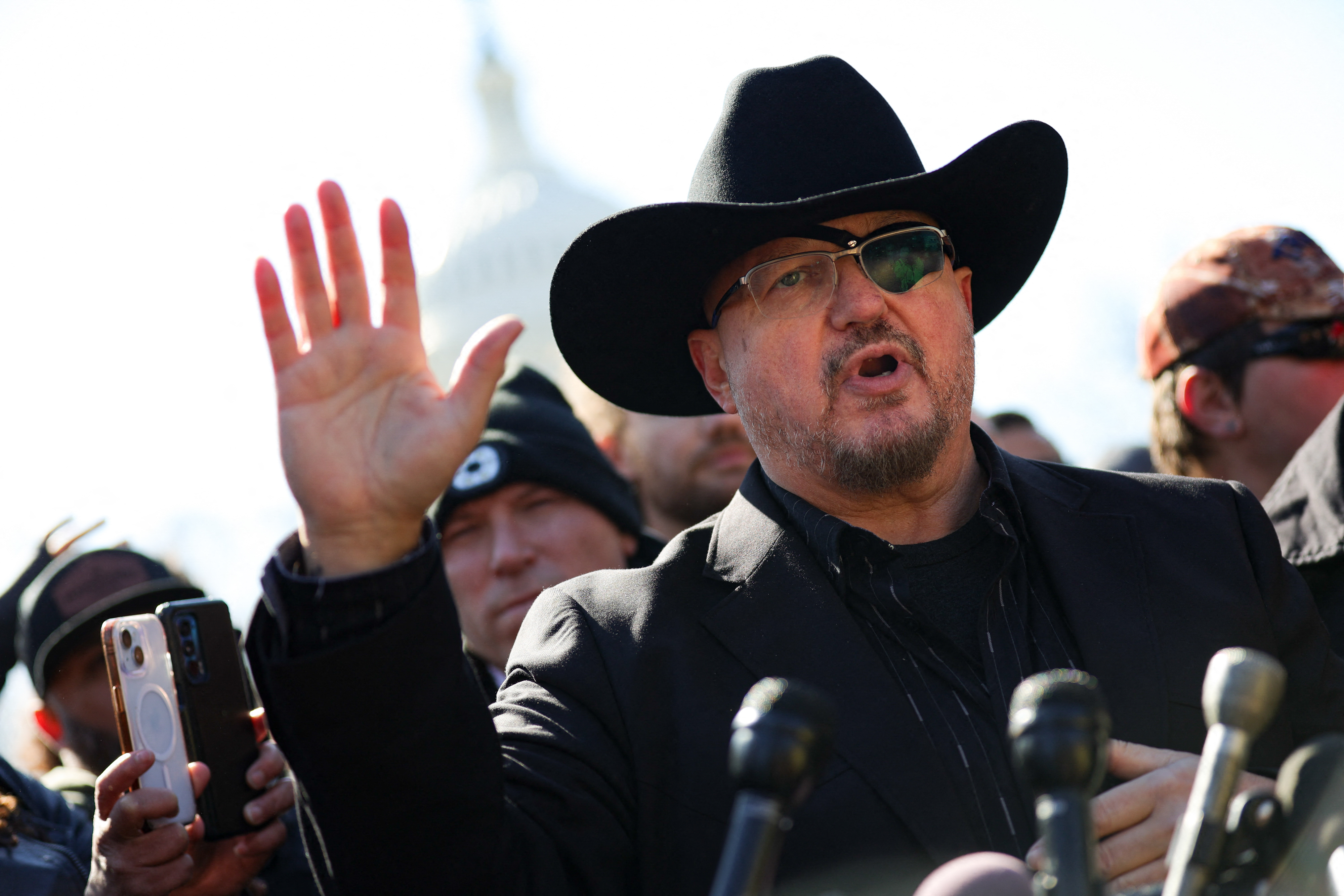 Oath Keepers Are Coming Back and They're Ready to Be Trump's Militia