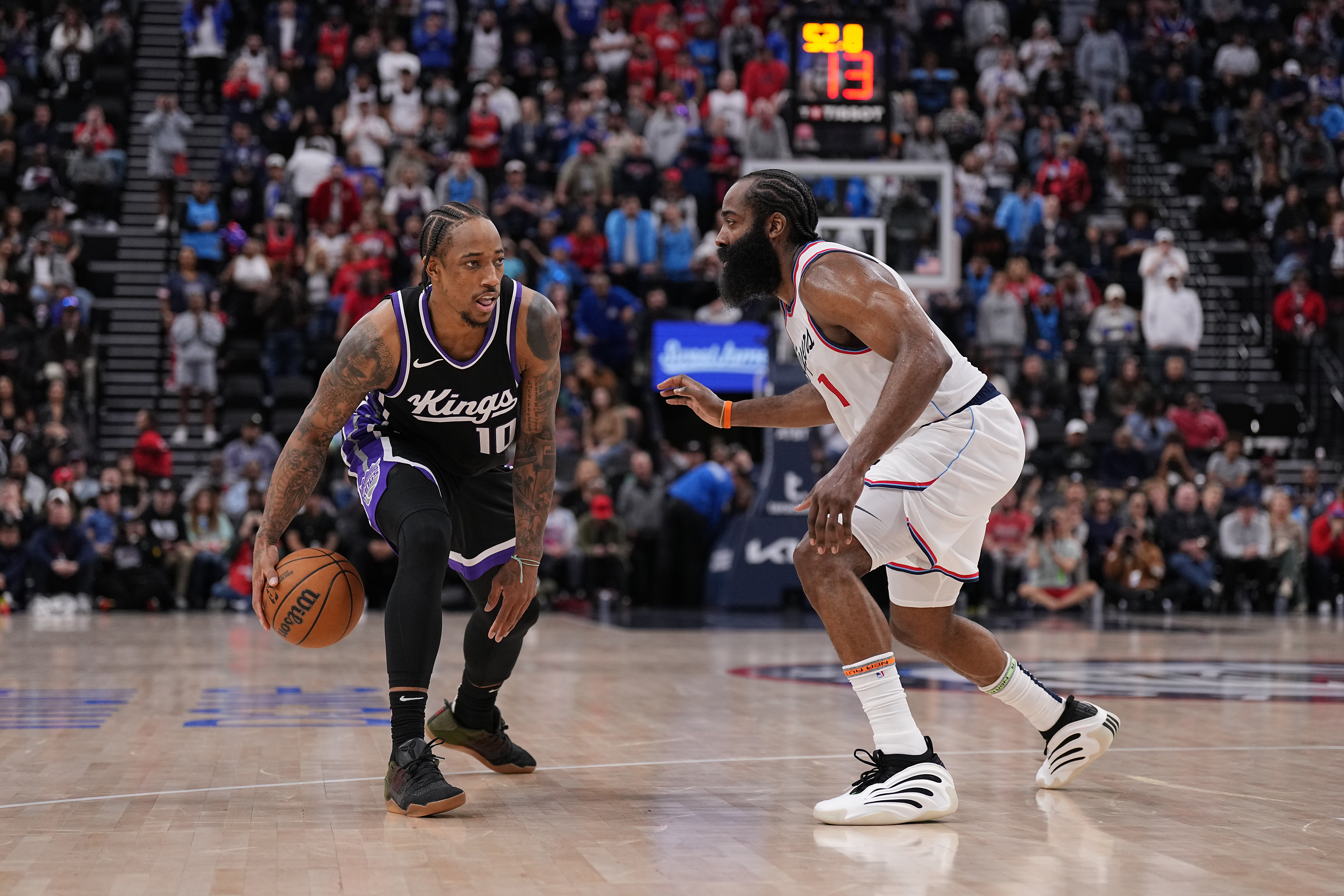 Lakers Linked to 6-Time All-Star in Blockbuster Trade Idea