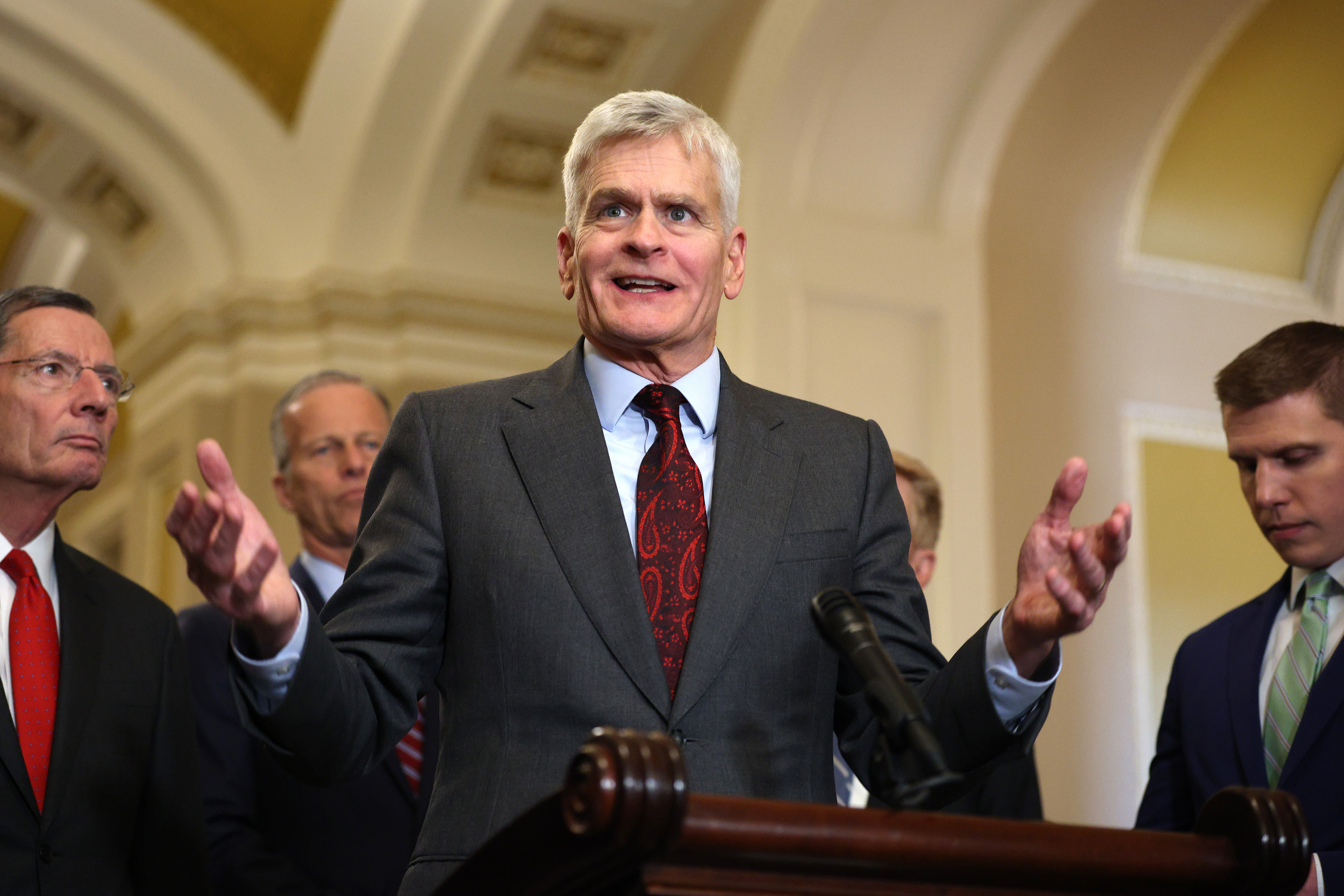 Republican Rips Into Trump Admin Over Vaccine Policy