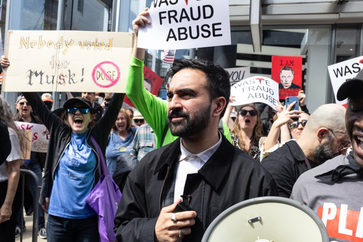 Elon Musk, Joe Rogan Agree Zohran Mamdani Is ‘Charismatic’
