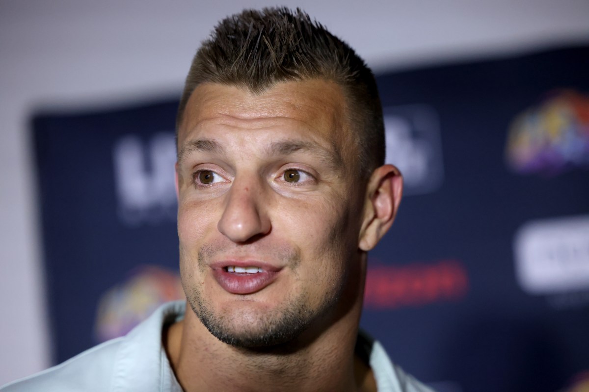 Rob Gronkowski Shares Major Patriots News Before Buccaneers Game