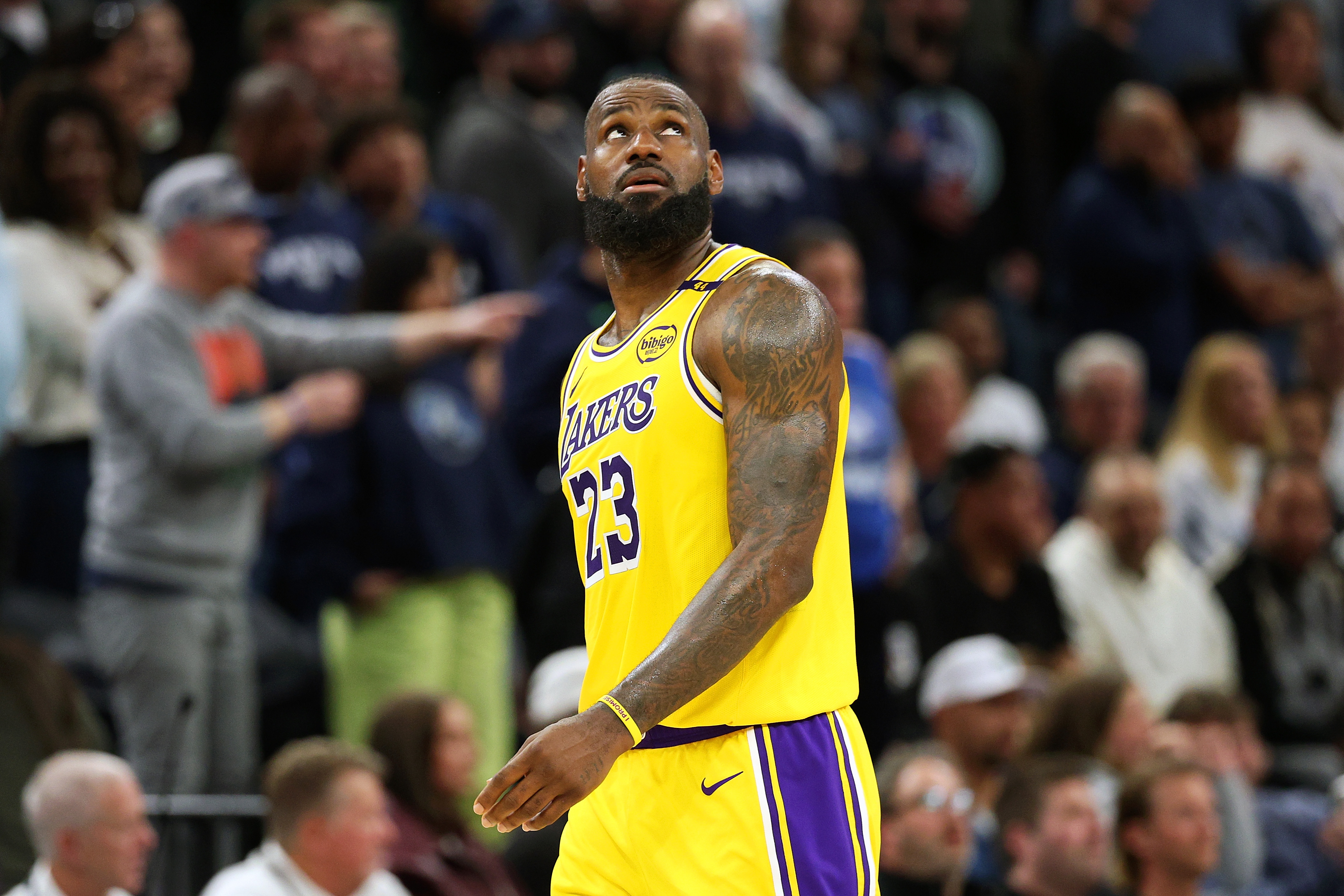LeBron James Makes NBA History Move in Lakers–Jazz Game - Newsweek