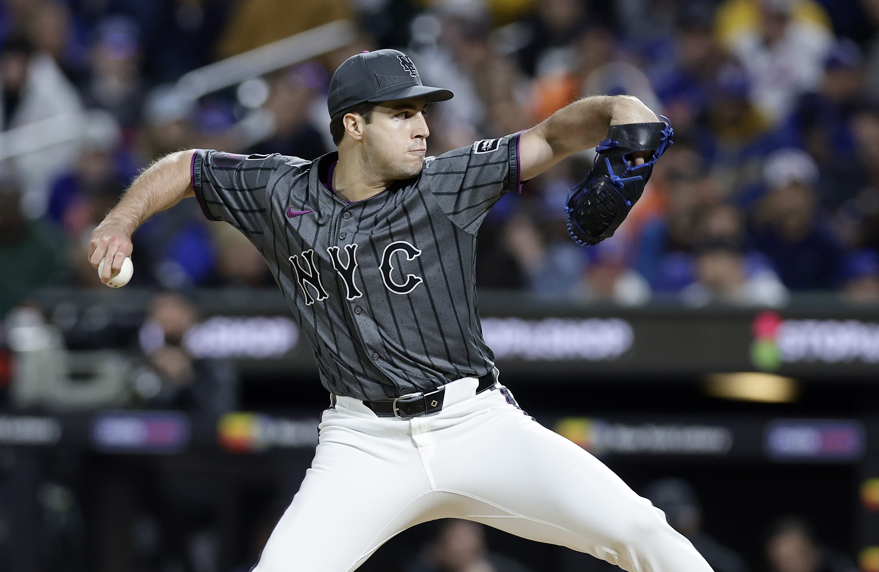 Mets Non-Tender Veteran Pitcher After Brief Stint, Surgery: Report