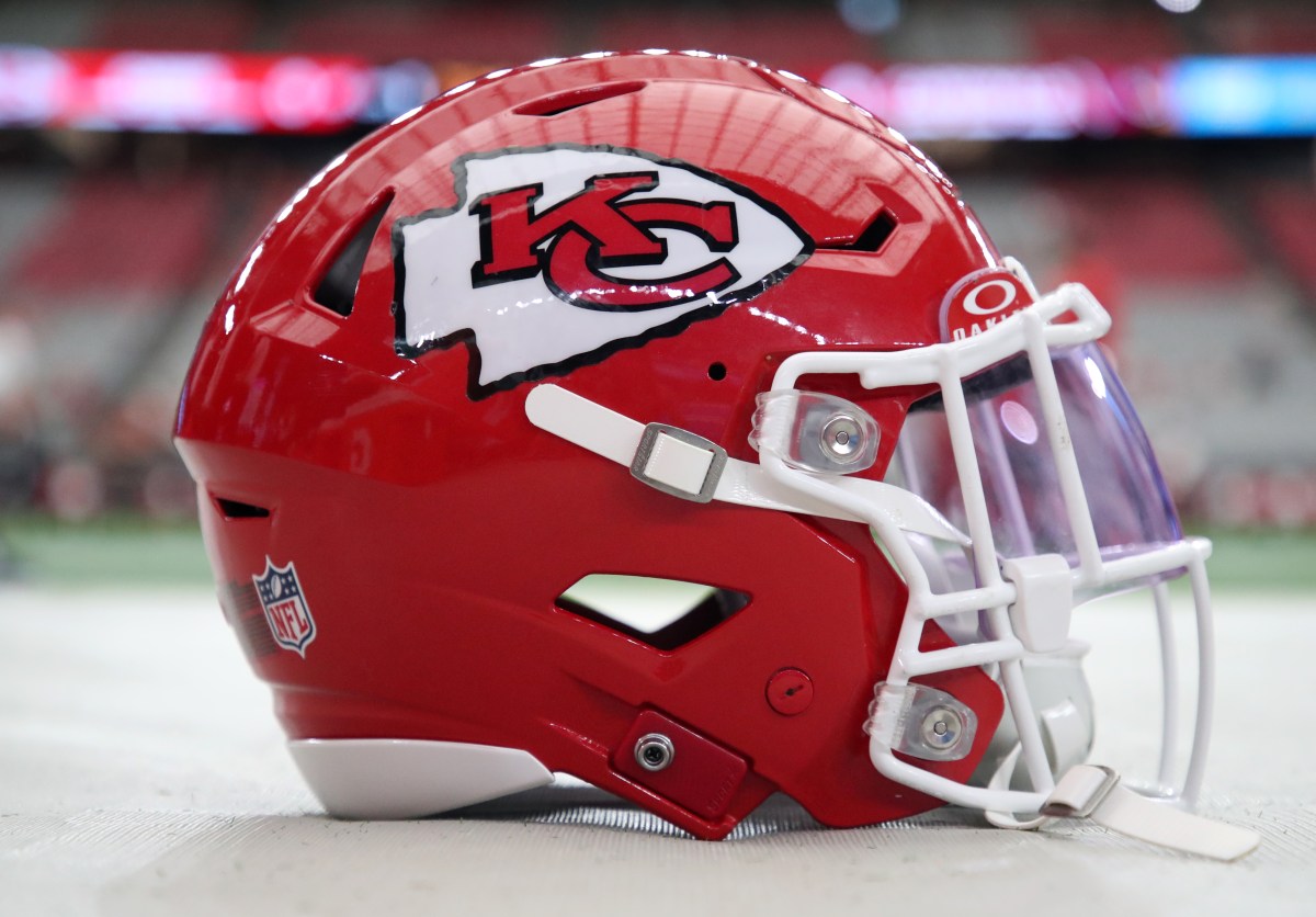 Report: Chiefs Sign Free Agent Running Back Immediately After Colts Win