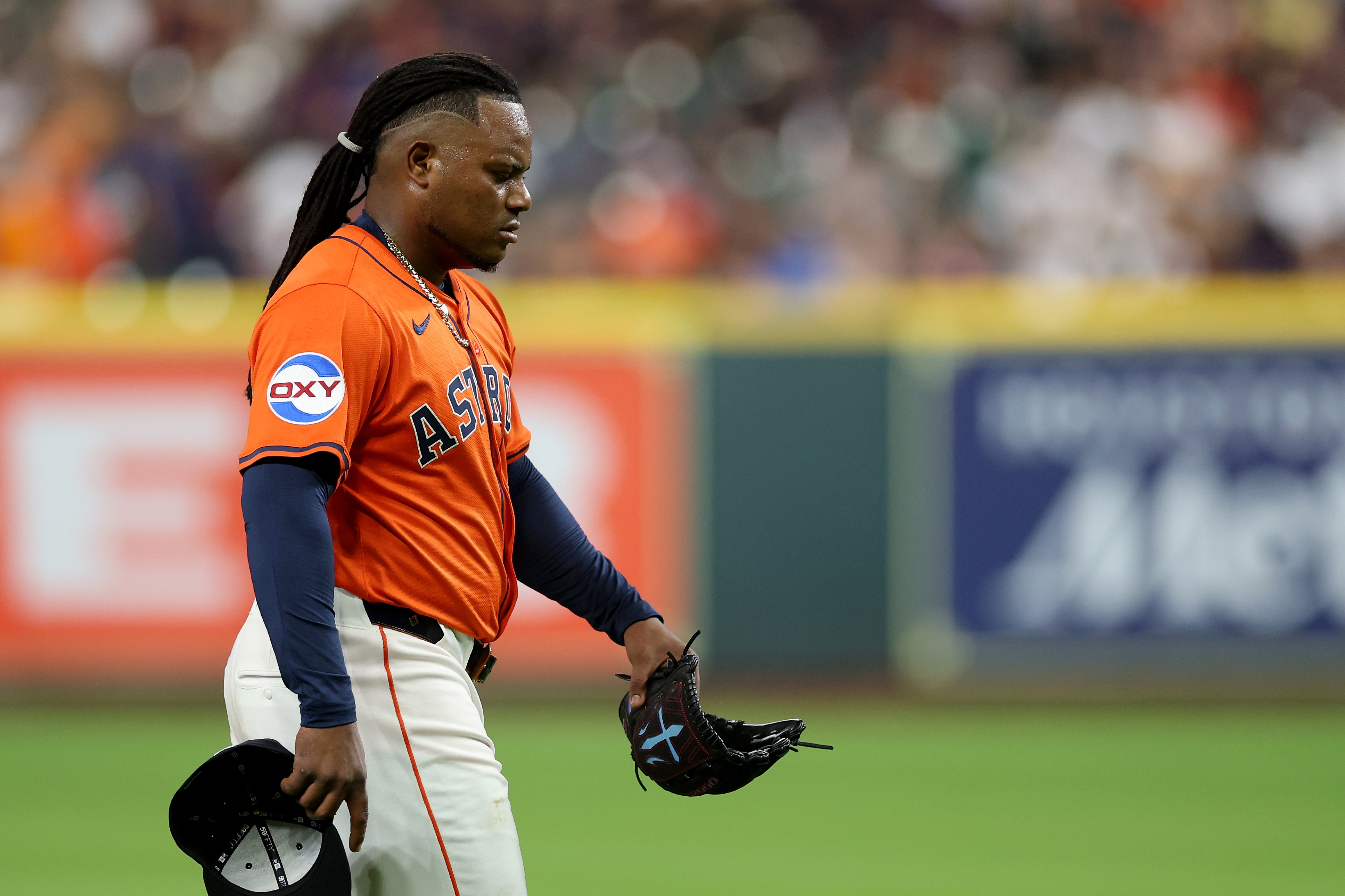 Framber Valdez Predicted To Sign Massive 6-Year, $200M Deal With AL Club