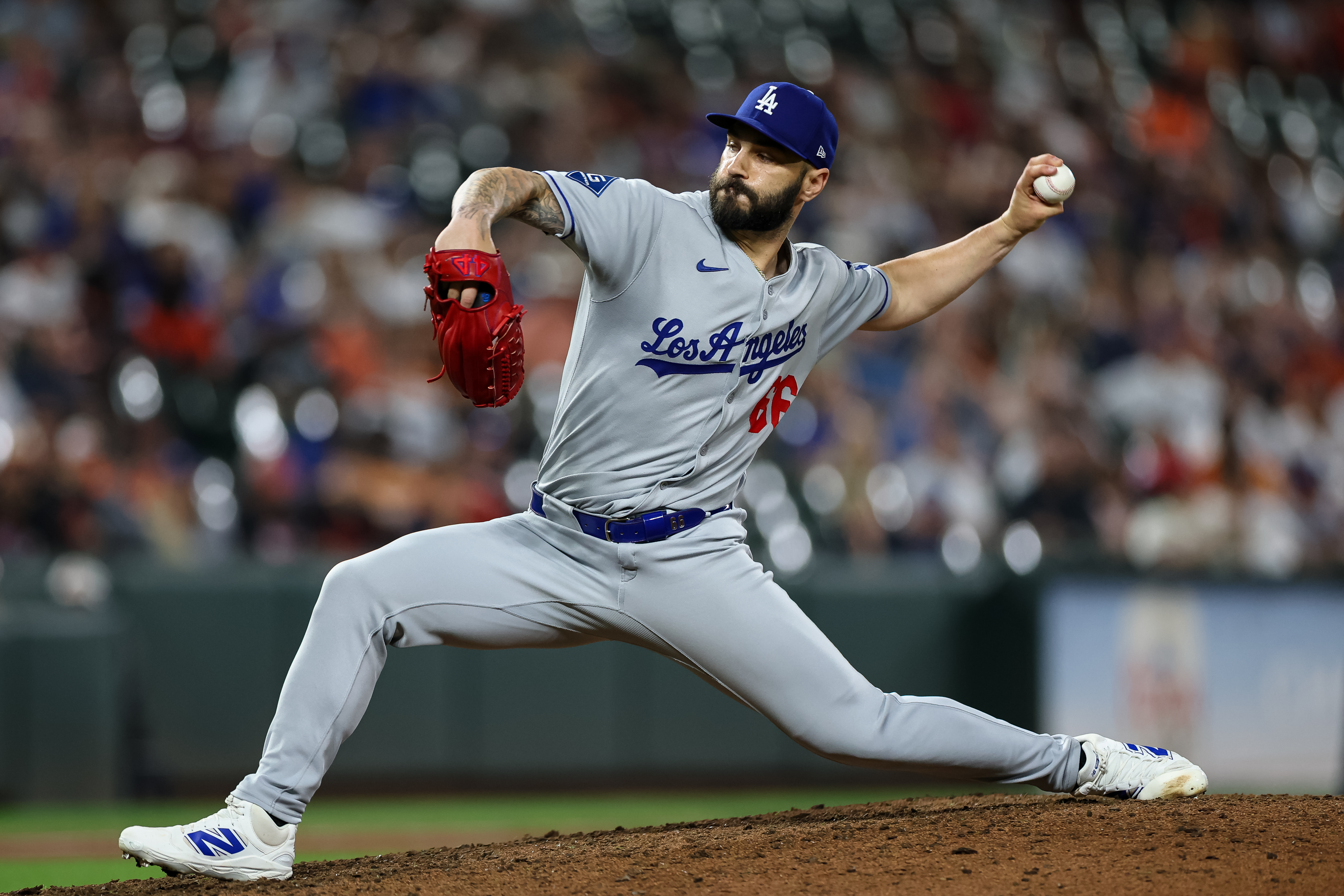 Dodgers Reportedly Eyeing All-Star Closer After Tanner Scott Disaster