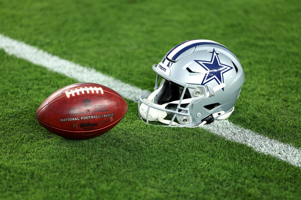 Cowboys Cut Ties With Running Back After Blockbuster Trade Deadline Day