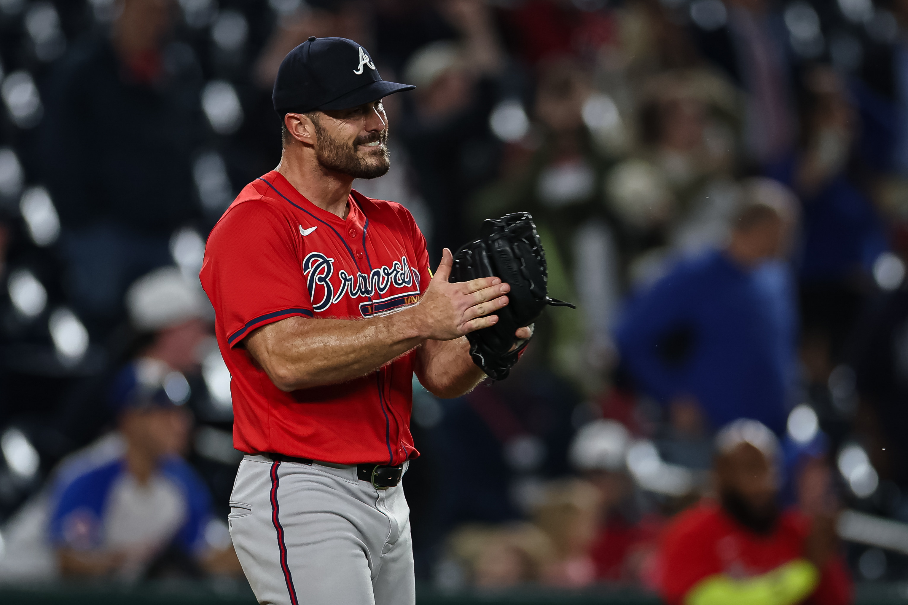 Braves Shockingly Sever Ties With 0.74 ERA Pitcher Acquired in Trade