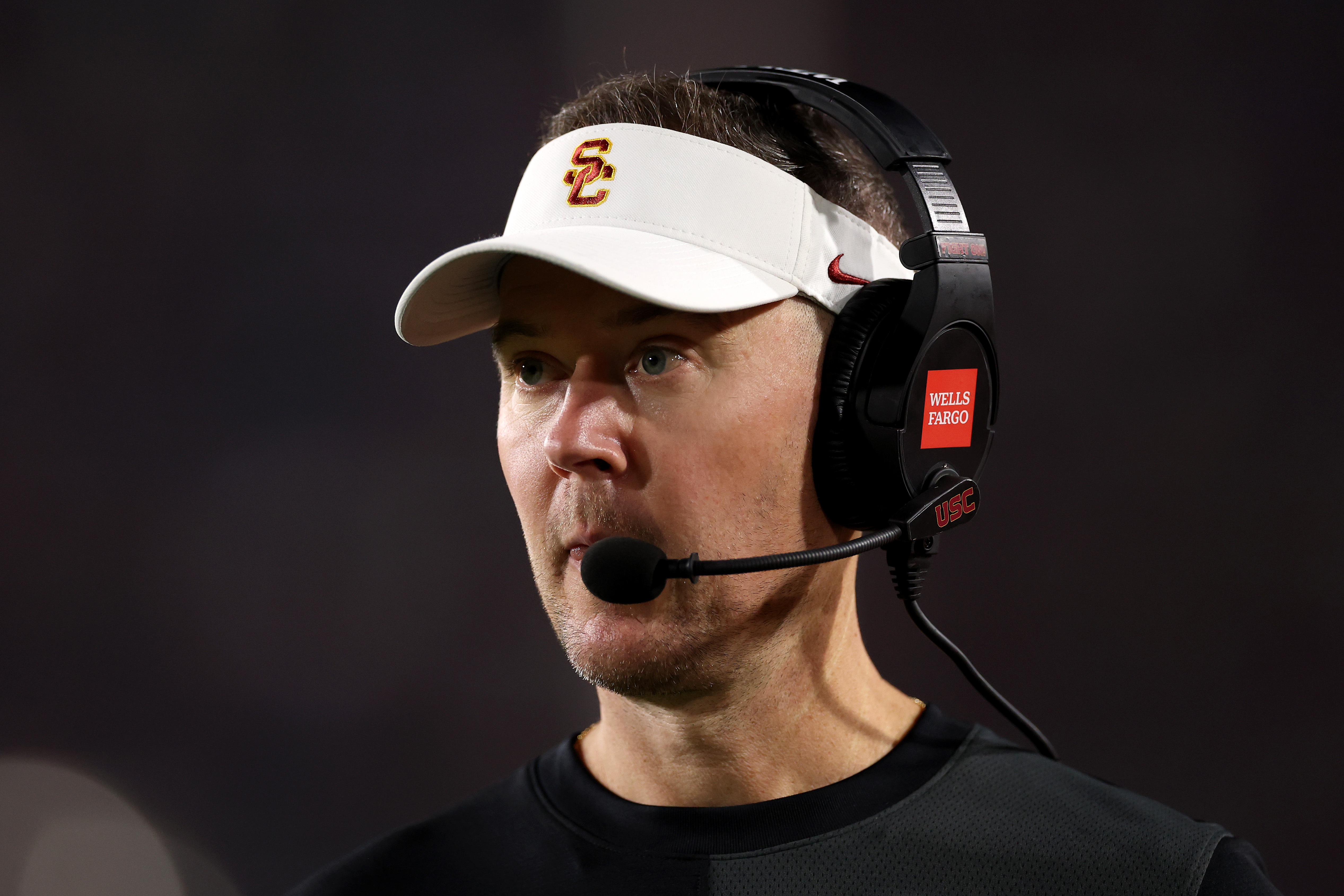 USC Legend Has Harsh Words for Lincoln Riley After Notre Dame News