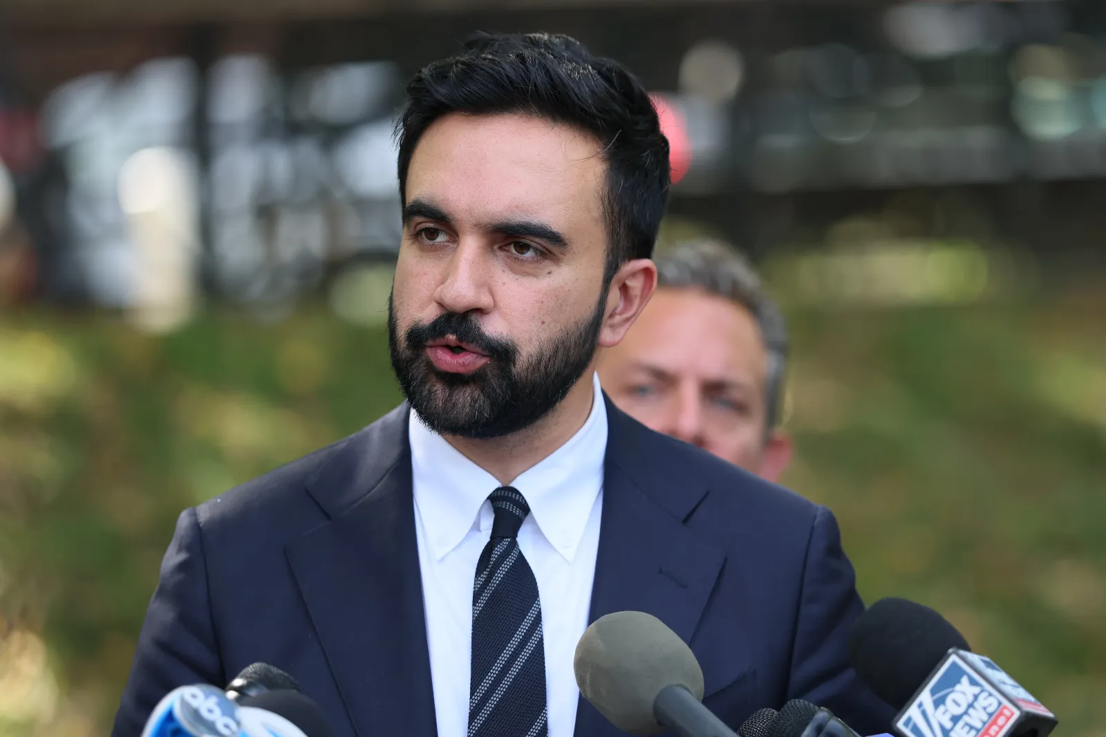 Zohran Mamdani Issues Hard Warning to Trump Admin's ICE Agents After NYC  Mayoral Win - Newsweek