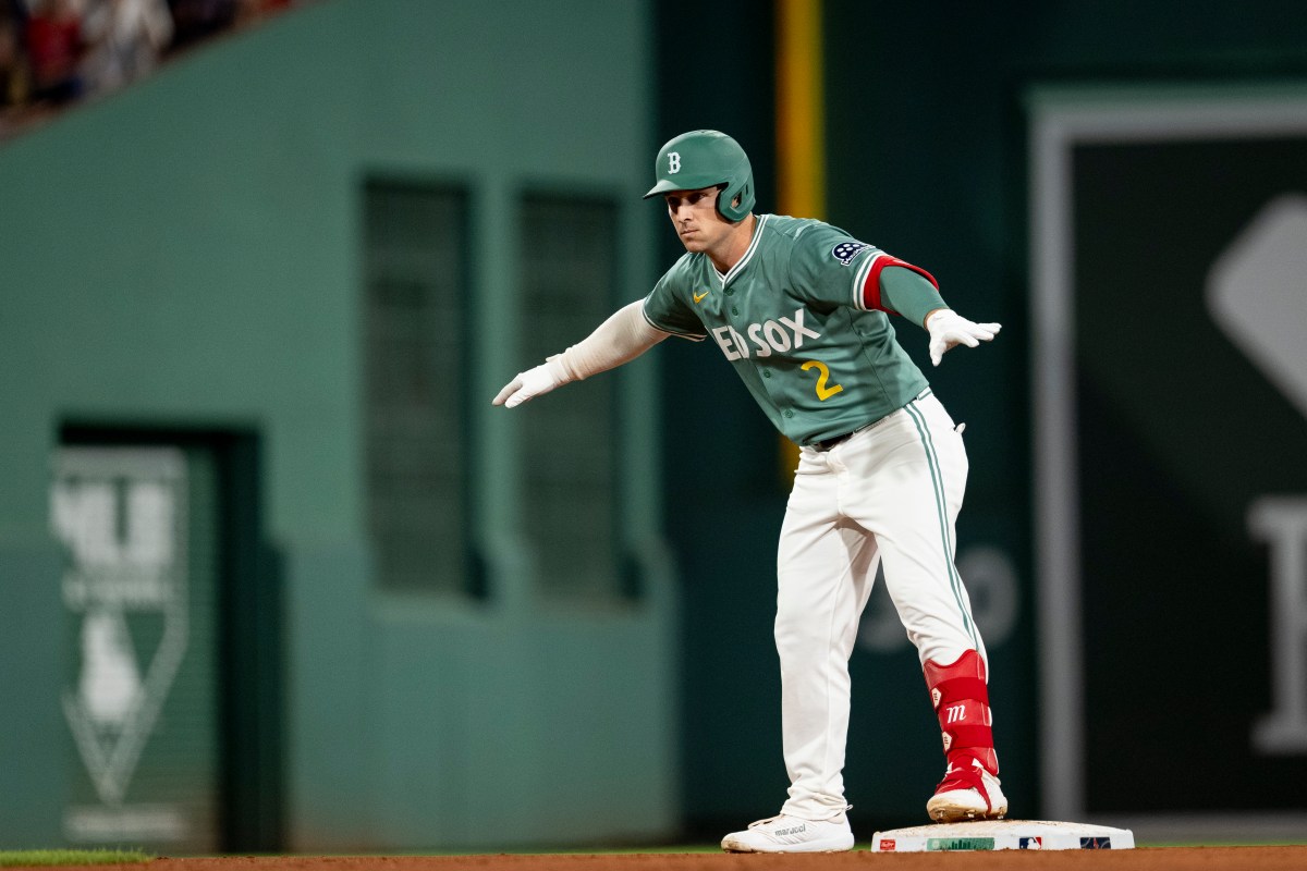 Alex Bregman Projected To Ditch Red Sox For Huge Deal With AL Contender