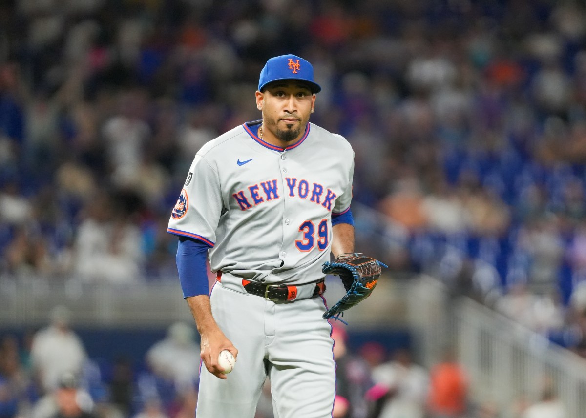 Edwin Díaz Signs Historic Deal with Dodgers, Leaving the Mets Behind