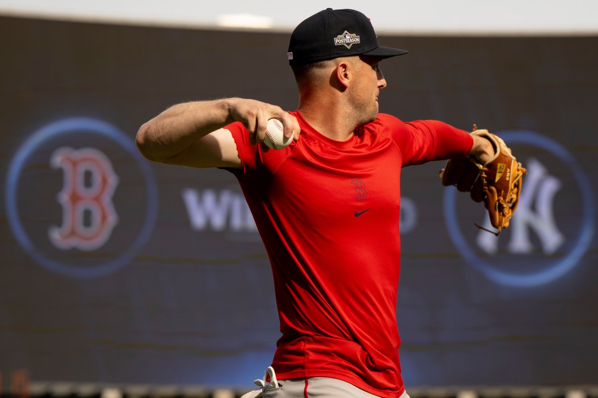 Yankees Called 'Longshot' to Sign $110M 3-Time All-Star