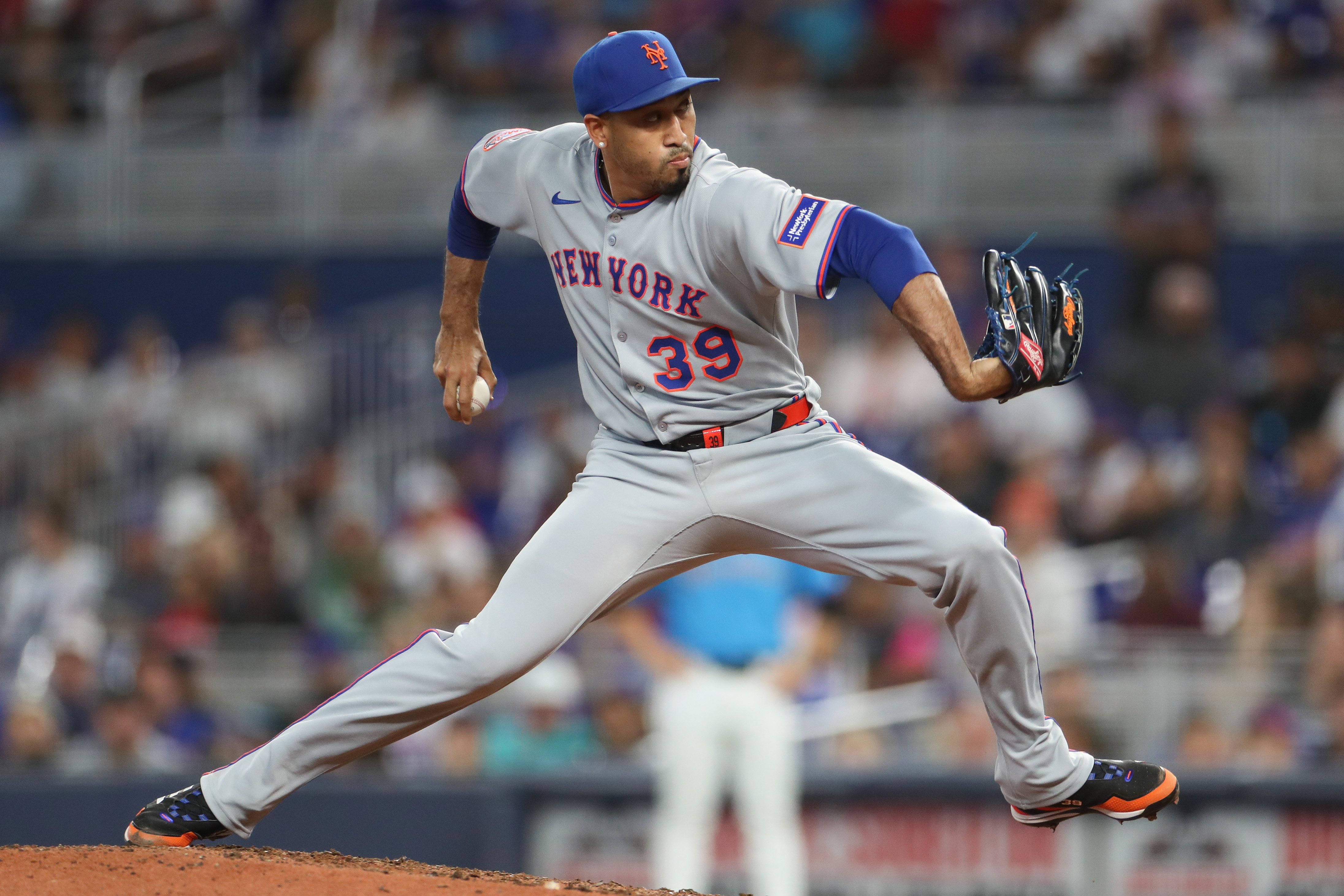 Mets Predicted to Lose Superstar Pitcher After Brandon Nimmo Report