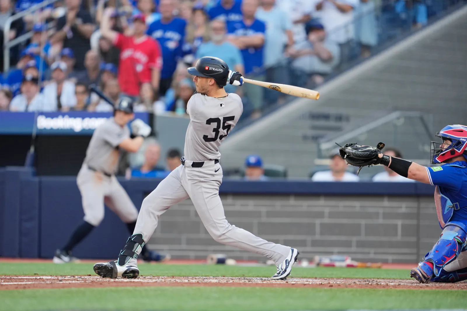 Yankees projected to re-sign slugger on huge 6-year, $150 million deal