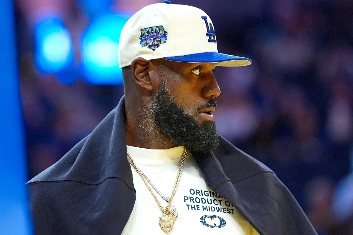 Lakers Get Positive LeBron James Injury Update As Return Nears - Newsweek