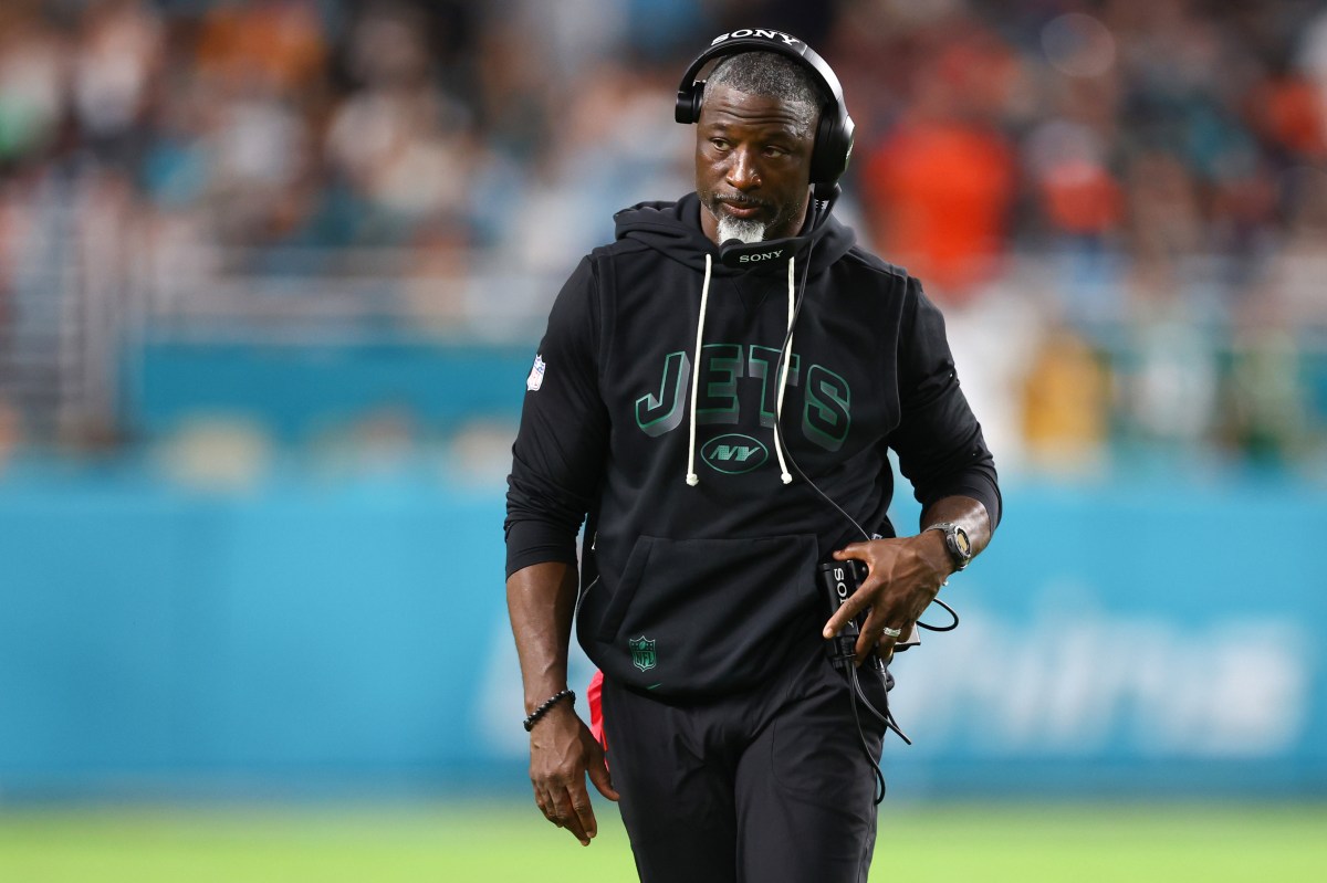 Jets&rsquo; Latest Move Reveals Which QB They Want in the 2026 NFL Draft