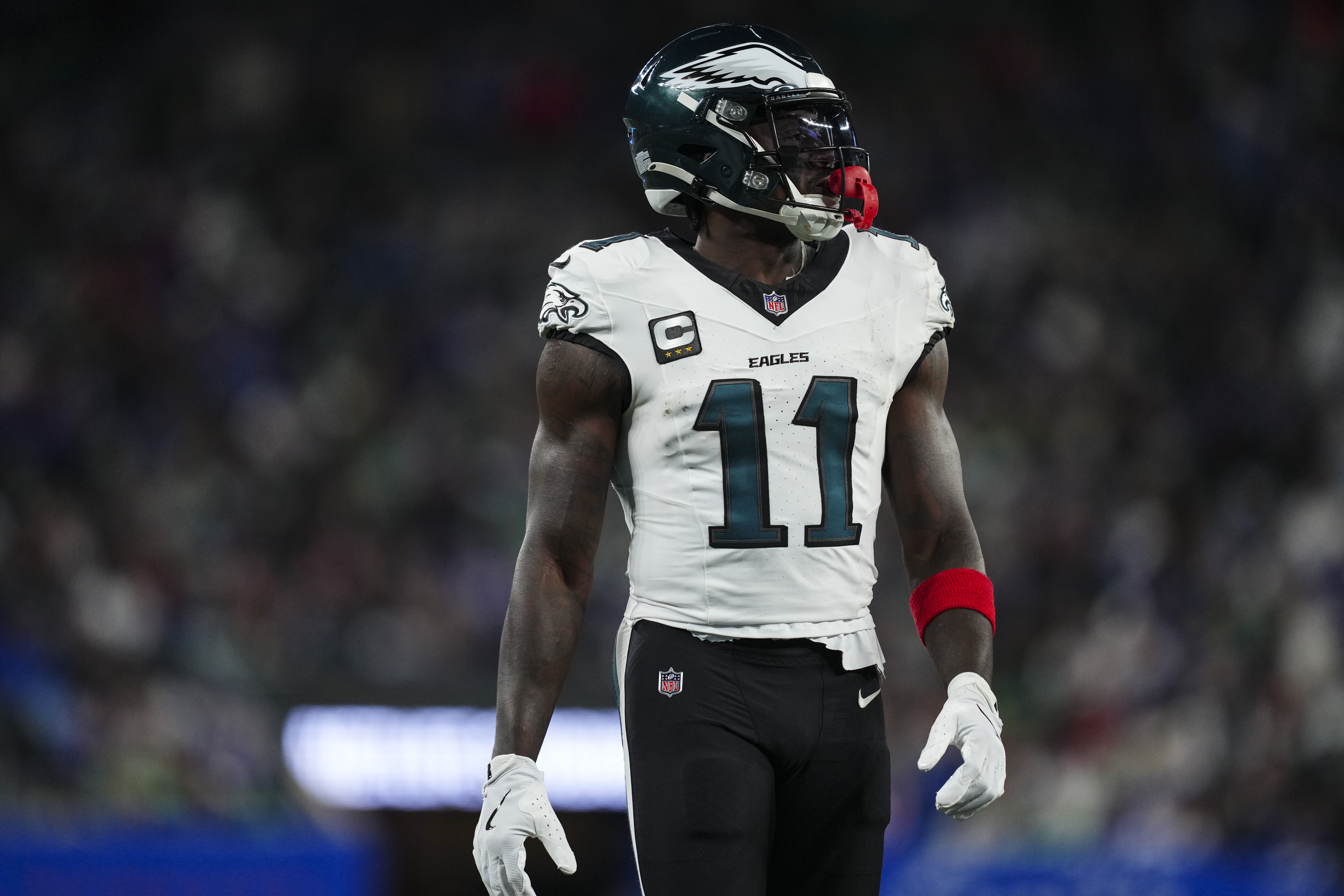 Ravens Linked to Massive AJ Brown Move After Quiet Trade Deadline