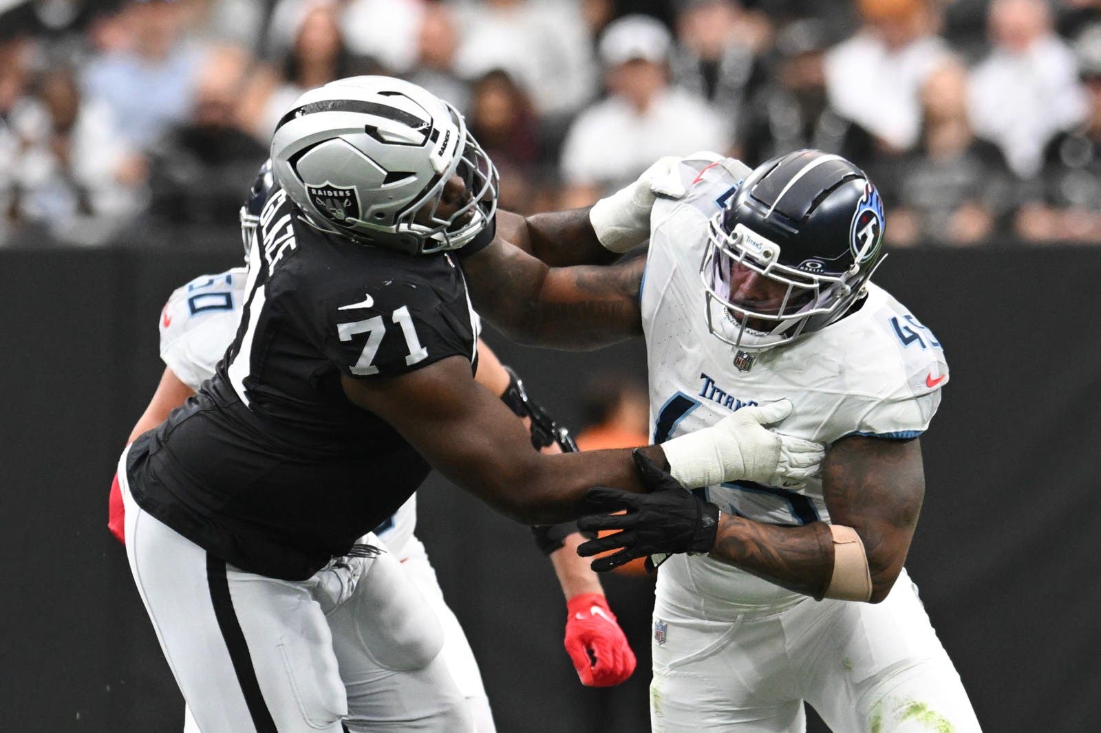 Ravens surpreendem com troca estratégica: Reforço de peso na defesa!