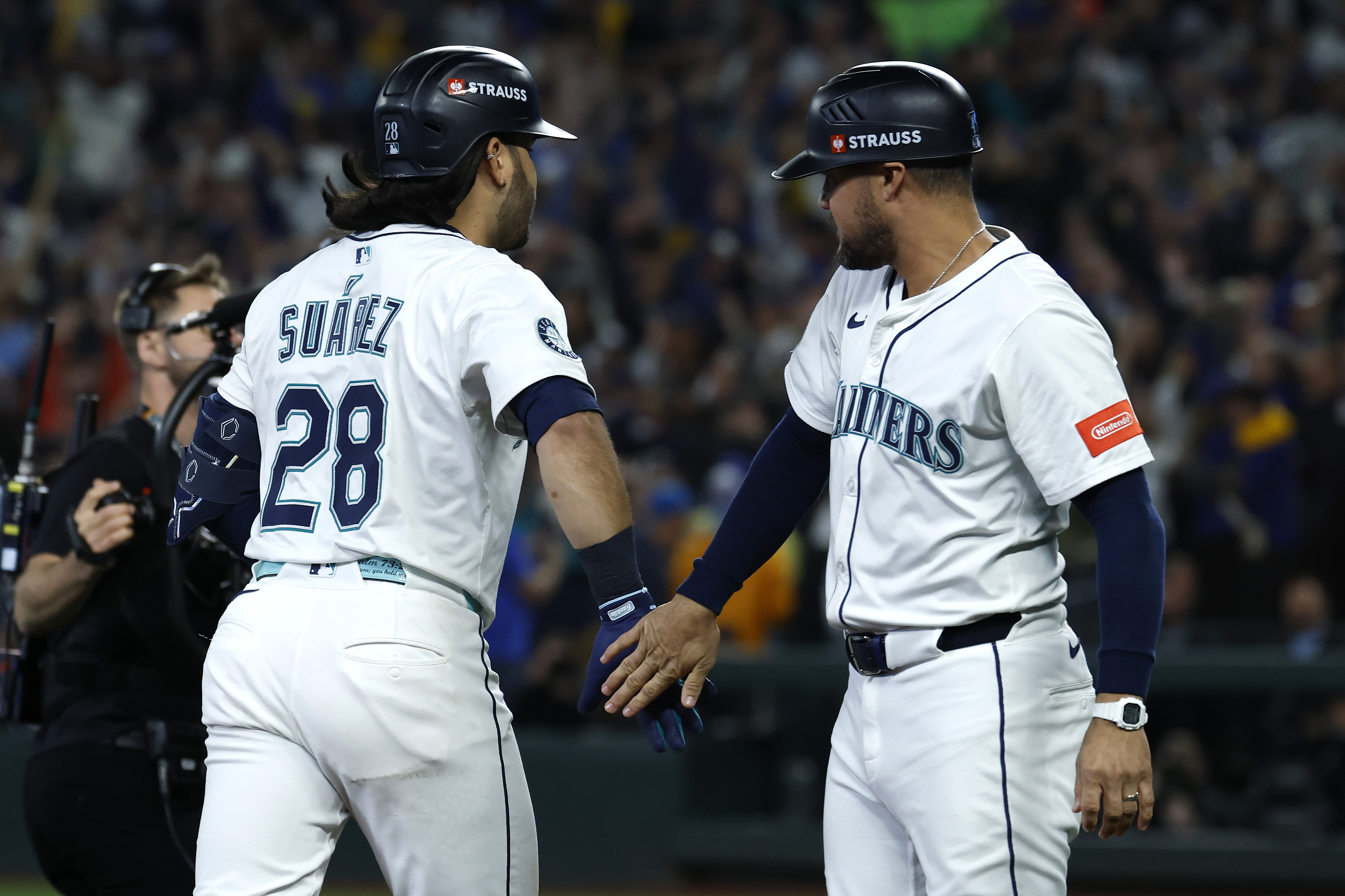 Mariners Predicted to Lose 49-Homer Slugger to AL West Rival