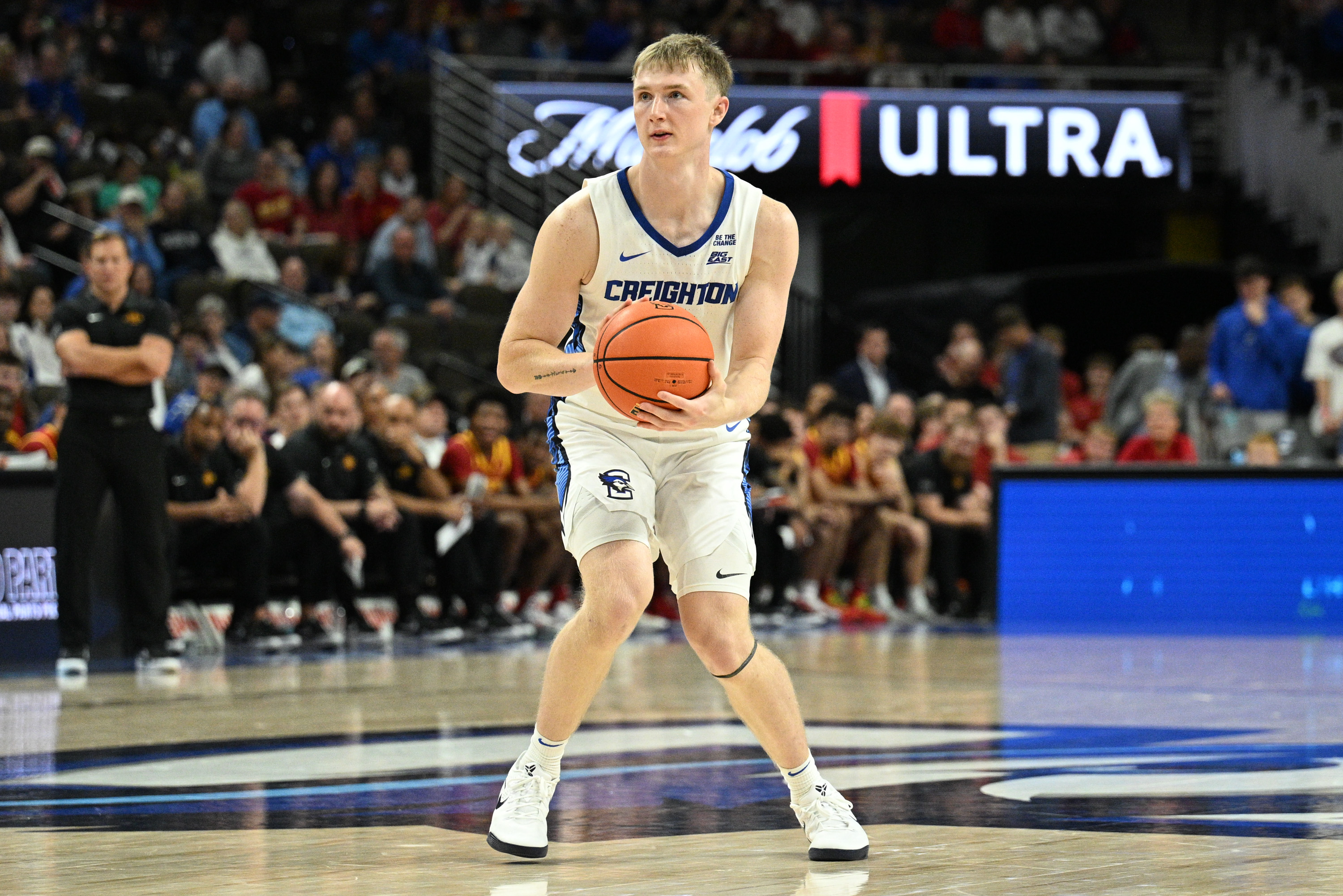 How to Watch Creighton vs Gonzaga: Live Stream NCAA Men’s College Basketball, TV Channel