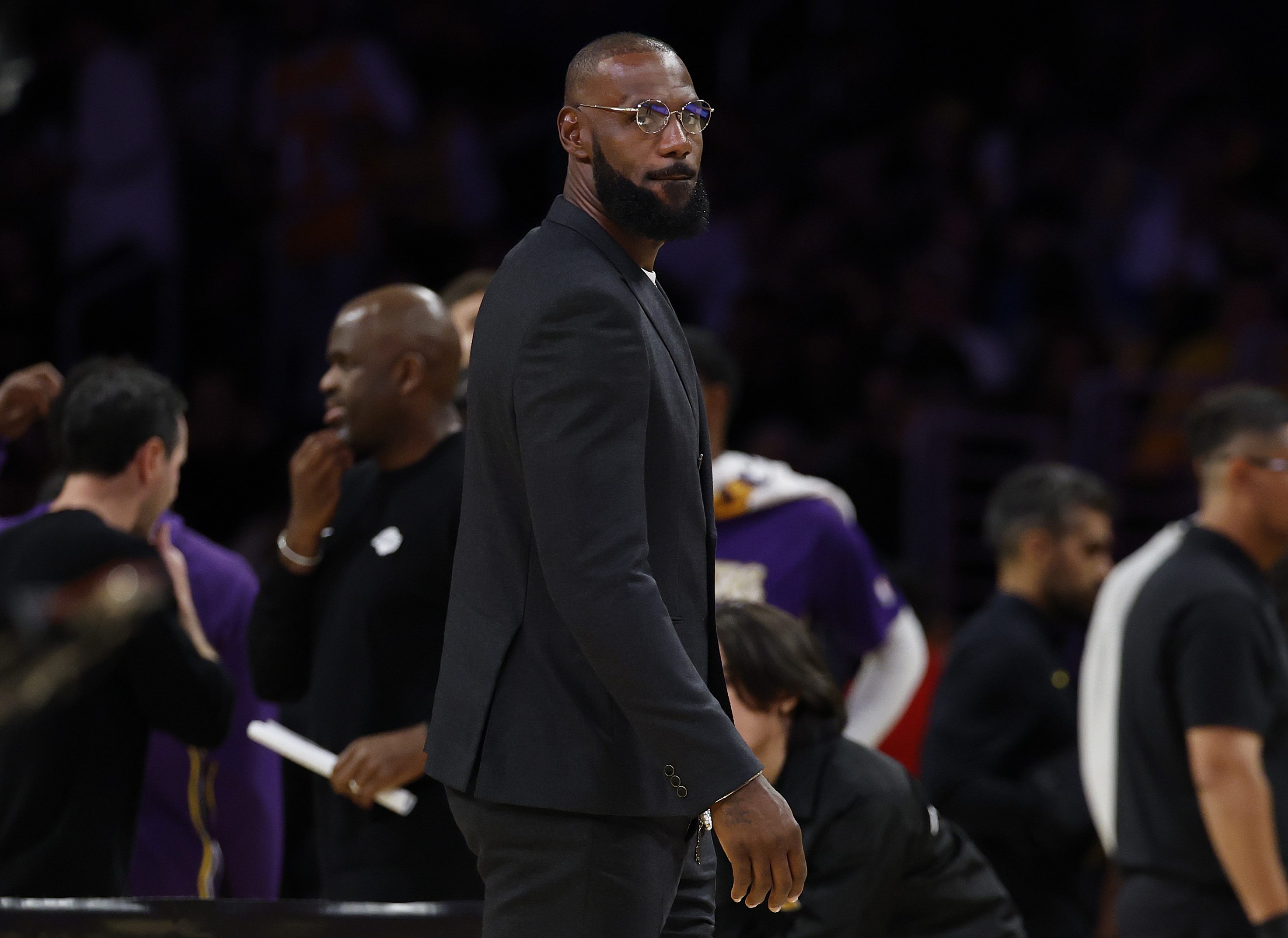 Former NBA Superstar Sends Clear Message on LeBron James Future with Lakers