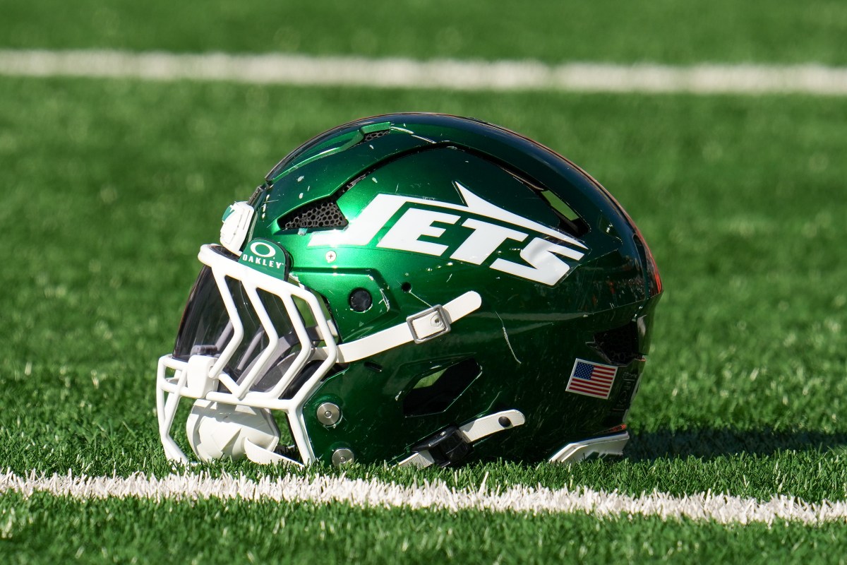 Jets Linked to Former AFC East Star to Replace Justin Fields