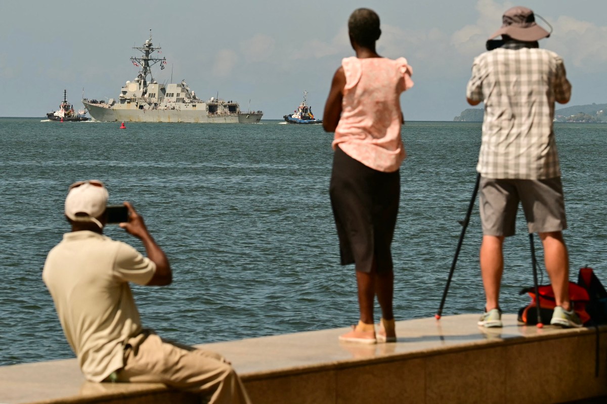 Panic on US ‘Aircraft Carrier’ Island After US-Venezuela Strikes Report