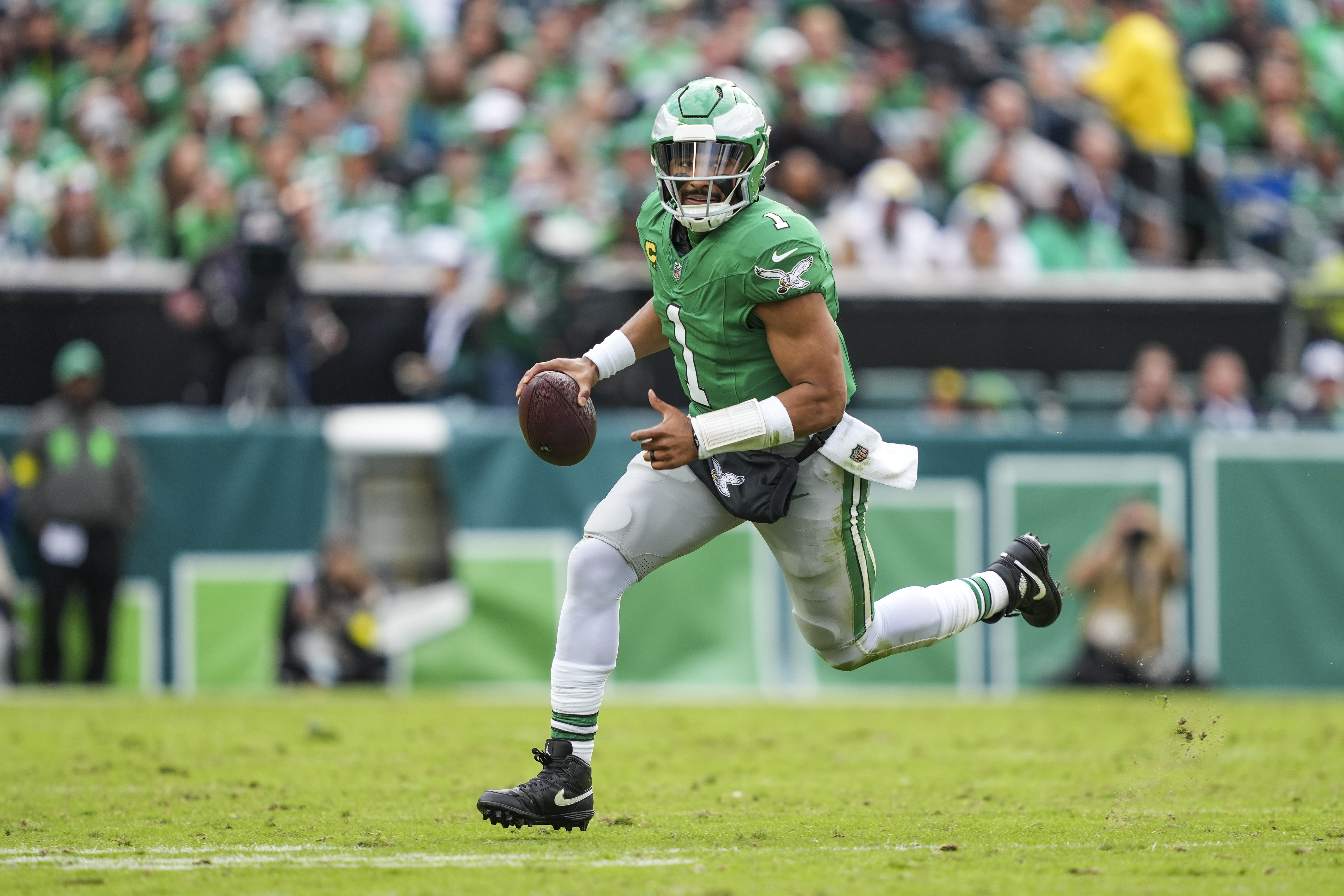 DraftKings Promo Code: Claim $300 NFL Bonus For Eagles-Packers