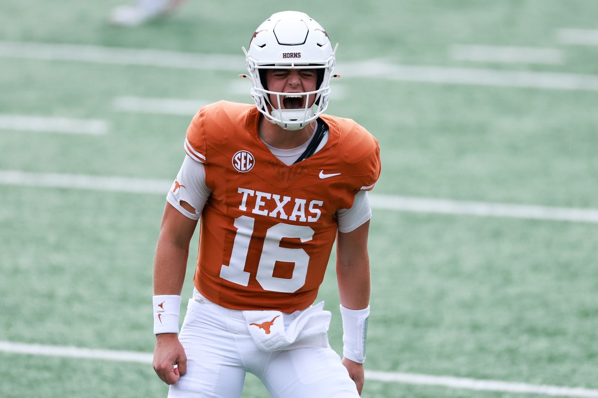 Texas& 039; Arch Manning Given Strong Endorsement During Career-Best Game