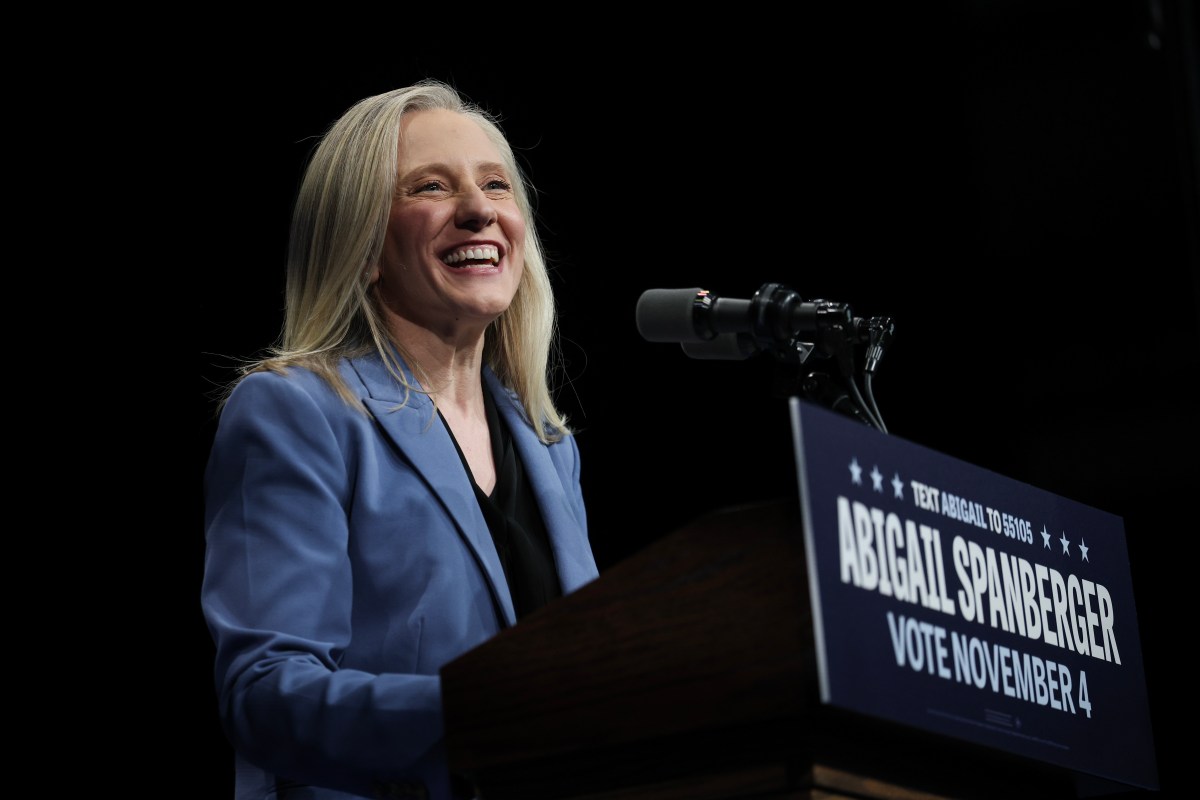 Abigail Spanberger besiegt Winsome Earle-Sears und holt Virginia aus den ...