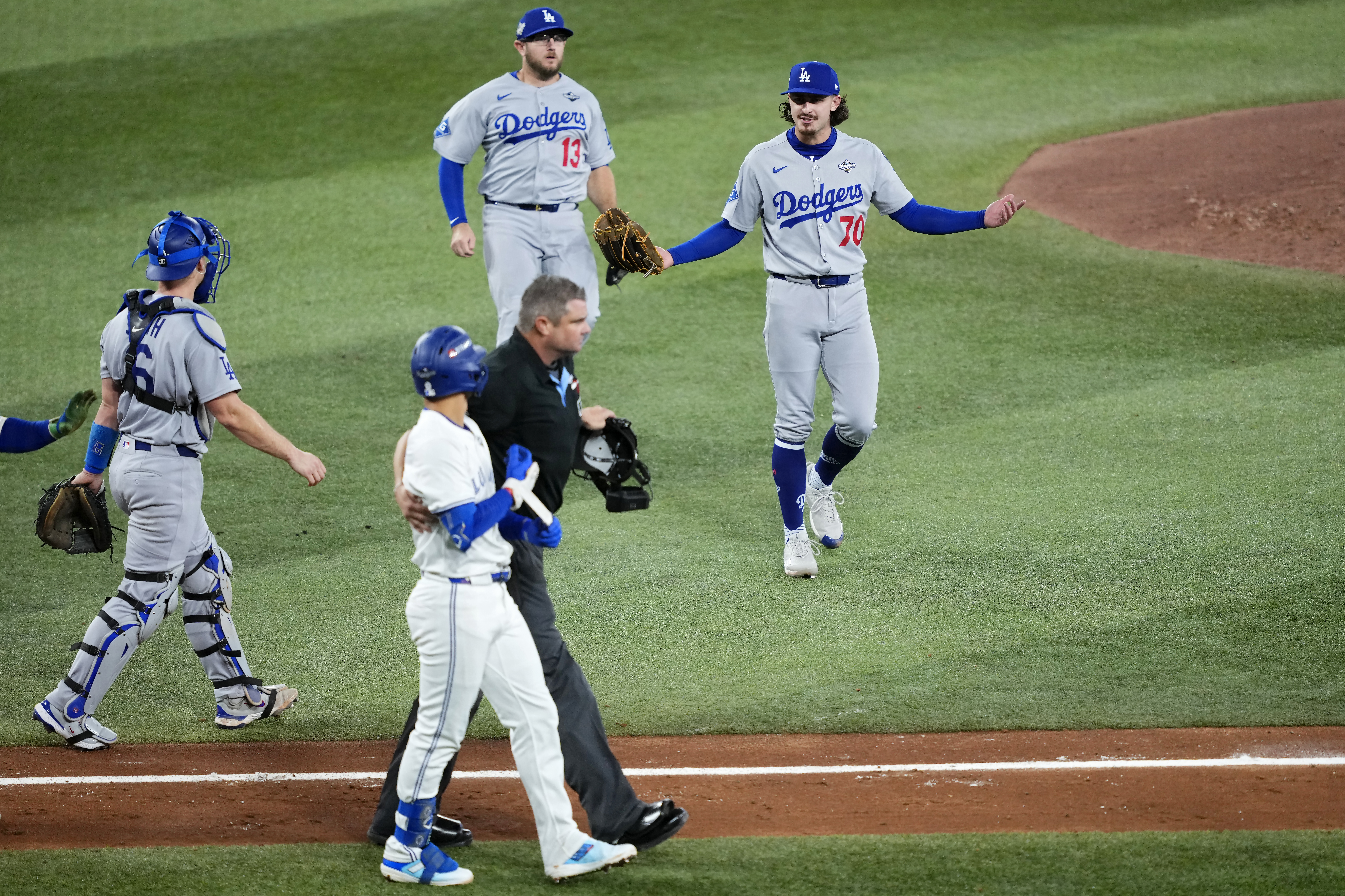 Dodgers, Blue Jays Benches Clear After Hit By Pitch in World