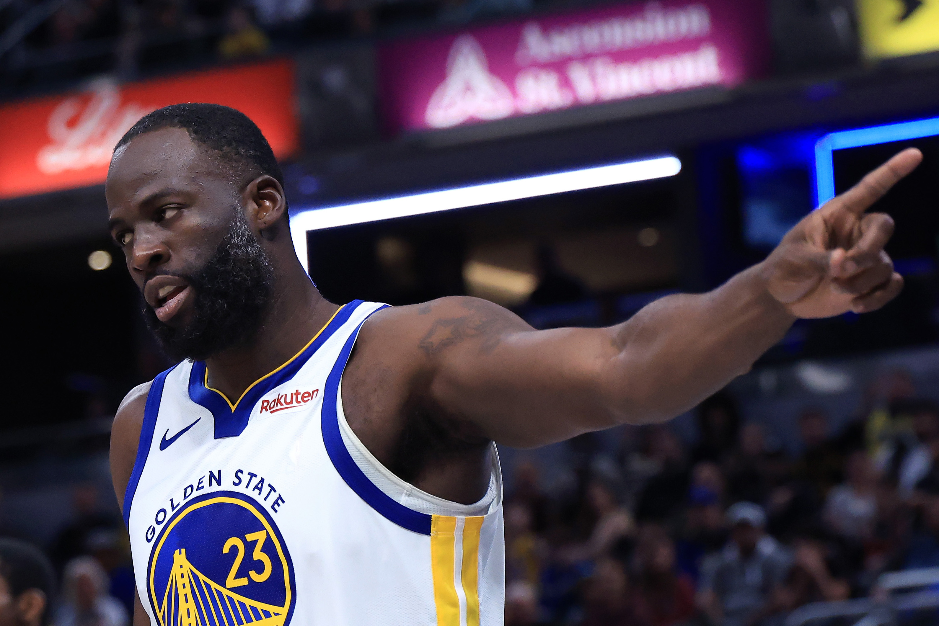 Warriors' Draymond Green Sends Message on Not Playing for Steve Kerr