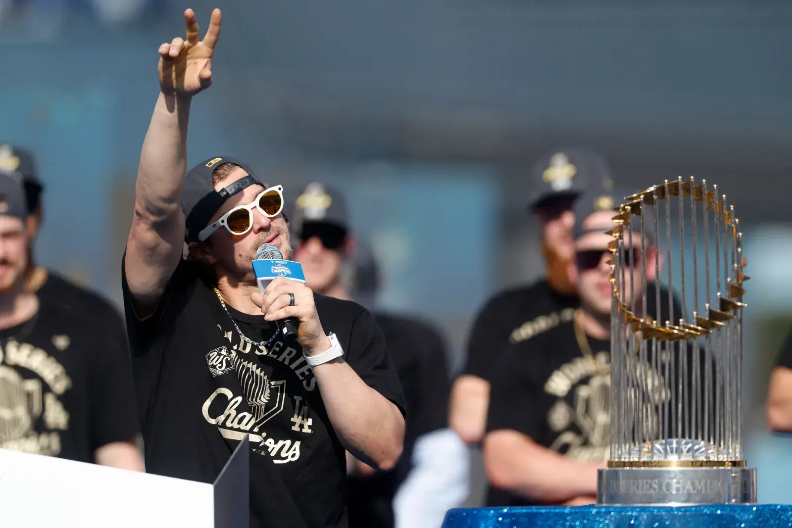 Dodgers Star Trolls Drake After World Series Win Over Blue Jays