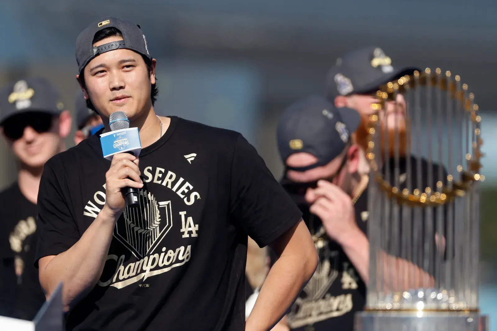 Shohei Ohtani Sends English Message to Dodgers Fans